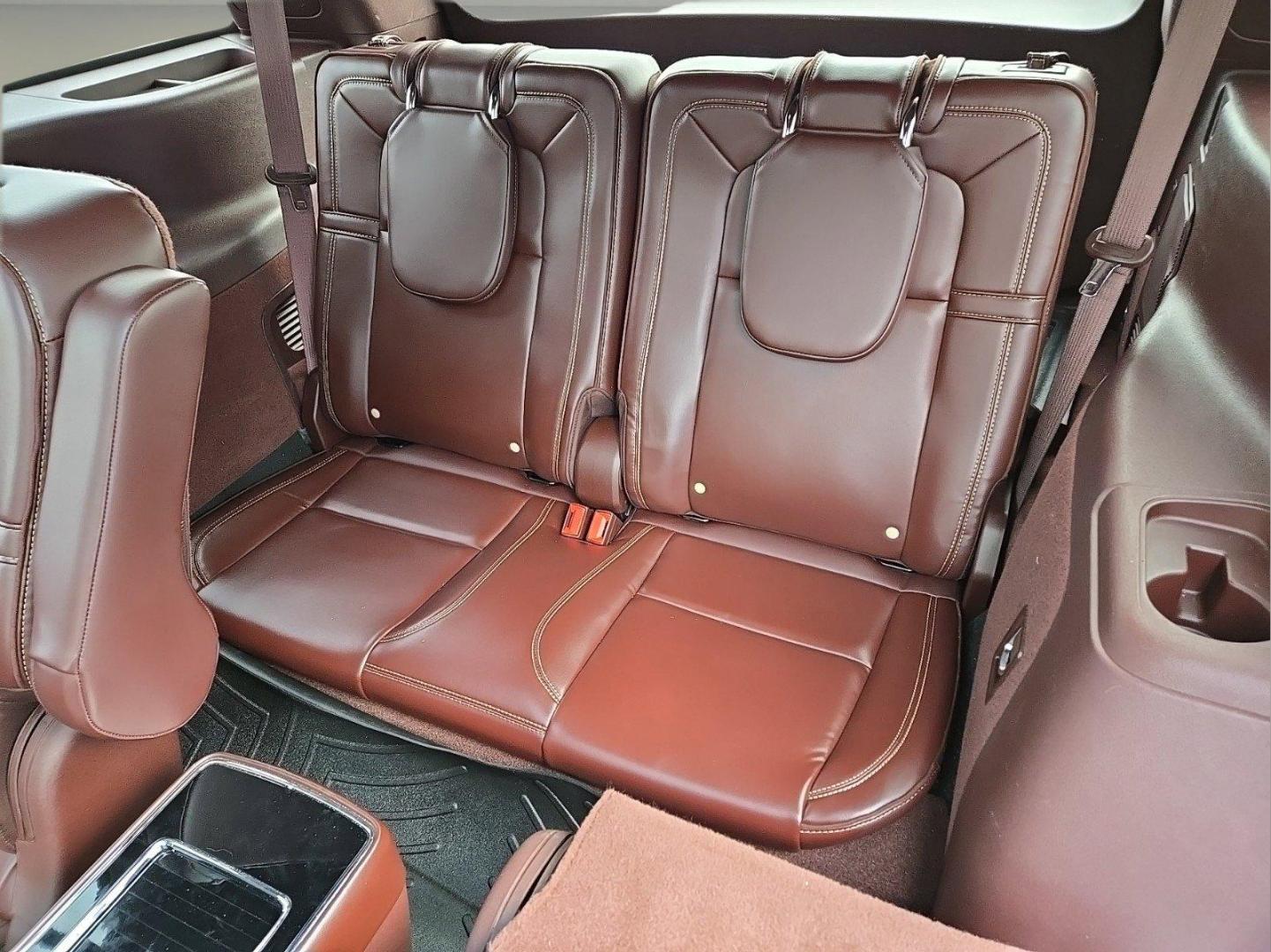 2020 Lincoln Aviator Black Label (5LM5J9XC2LG) with an Twin Turbo Premium Unleaded V-6 3.0 L/183 engine, 10-Speed Automatic w/OD transmission, located at 5115 14th Ave., Columbus, GA, 31904, (706) 323-0345, 32.511494, -84.971046 - 2020 Lincoln Aviator Black Label - Photo#13