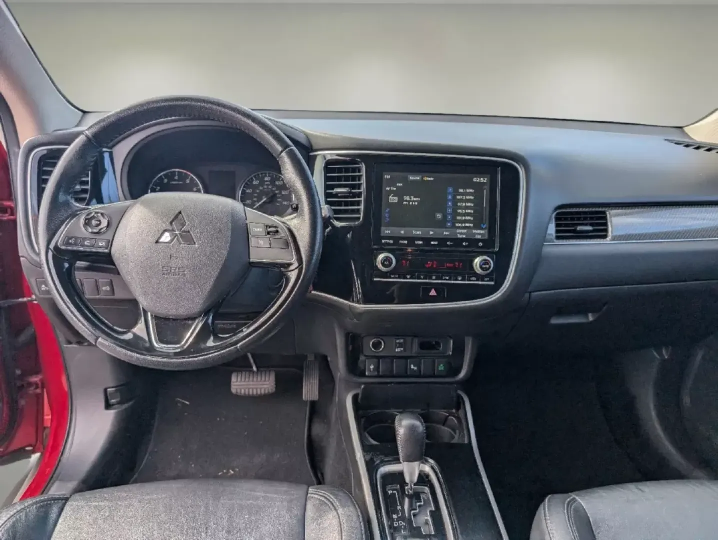 2020 Mitsubishi Outlander SEL (JA4AZ3A35LZ) with an Other engine, located at 5115 14th Ave., Columbus, GA, 31904, (706) 323-0345, 32.511494, -84.971046 - **Adventure Awaits with This 2020 Mitsubishi Outlander SEL Perfect for Family Road Trips or Daily Commuting!**<br /> <br /> Are you ready to elevate your driving experience? The 2020 Mitsubishi Outlander SEL is the ideal SUV for families and adventurers alike, blending comfort, versatility, and cut - Photo#11