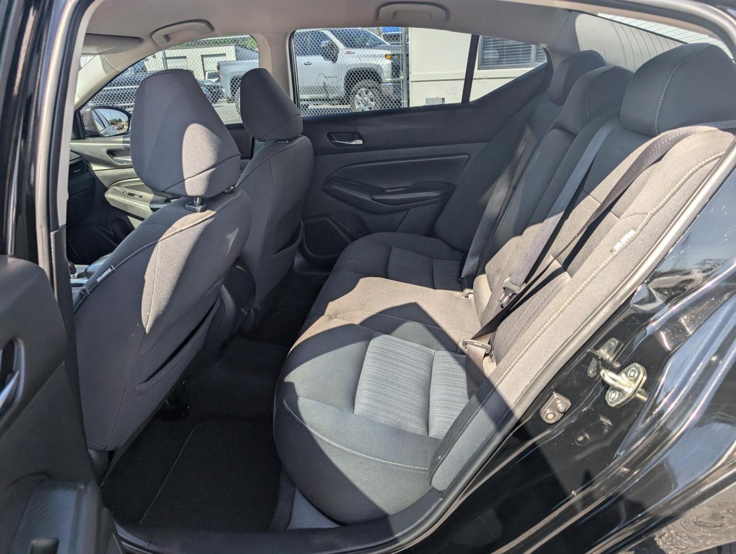 2020 /Charcoal Nissan Altima 2.5 S (1N4BL4BV1LC) with an Regular Unleaded I-4 2.5 L/152 engine, 1-Speed CVT w/OD transmission, located at 3959 U.S. 80 W, Phenix City, AL, 36870, (334) 297-4885, 32.469296, -85.135185 - 2020 Nissan Altima 2.5 S - Photo#10