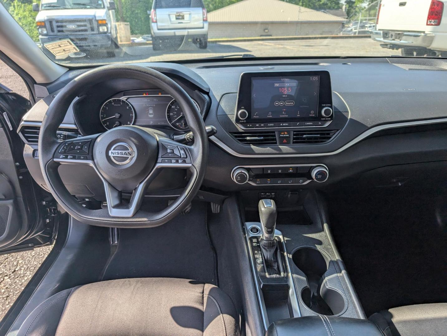 2020 /Charcoal Nissan Altima 2.5 S (1N4BL4BV1LC) with an Regular Unleaded I-4 2.5 L/152 engine, 1-Speed CVT w/OD transmission, located at 3959 U.S. 80 W, Phenix City, AL, 36870, (334) 297-4885, 32.469296, -85.135185 - 2020 Nissan Altima 2.5 S - Photo#11