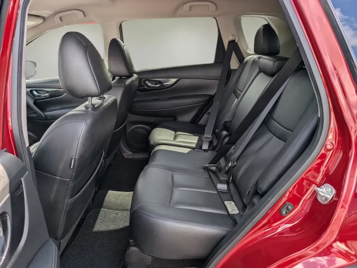 2020 /Charcoal Nissan Rogue SL (5N1AT2MT1LC) with an Regular Unleaded I-4 2.5 L/152 engine, 1-Speed CVT w/OD transmission, located at 804 22nd Ave, Phenix City, AL, 36870, (334) 297-1860, 32.484749, -85.024475 - 2020 Nissan Rogue SL - Photo#10