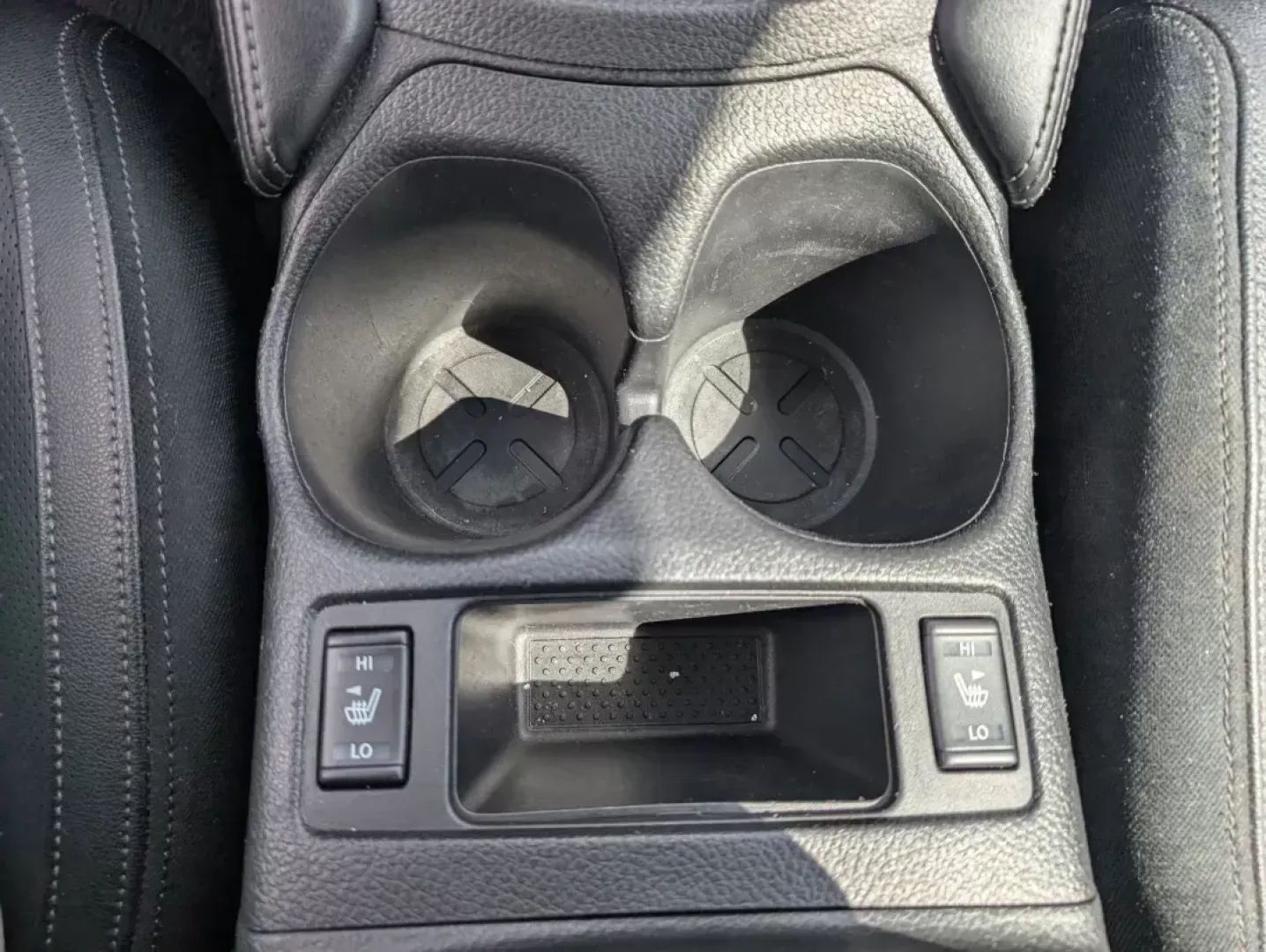 2020 /Charcoal Nissan Rogue SL (5N1AT2MT1LC) with an Regular Unleaded I-4 2.5 L/152 engine, 1-Speed CVT w/OD transmission, located at 804 22nd Ave, Phenix City, AL, 36870, (334) 297-1860, 32.484749, -85.024475 - 2020 Nissan Rogue SL - Photo#12