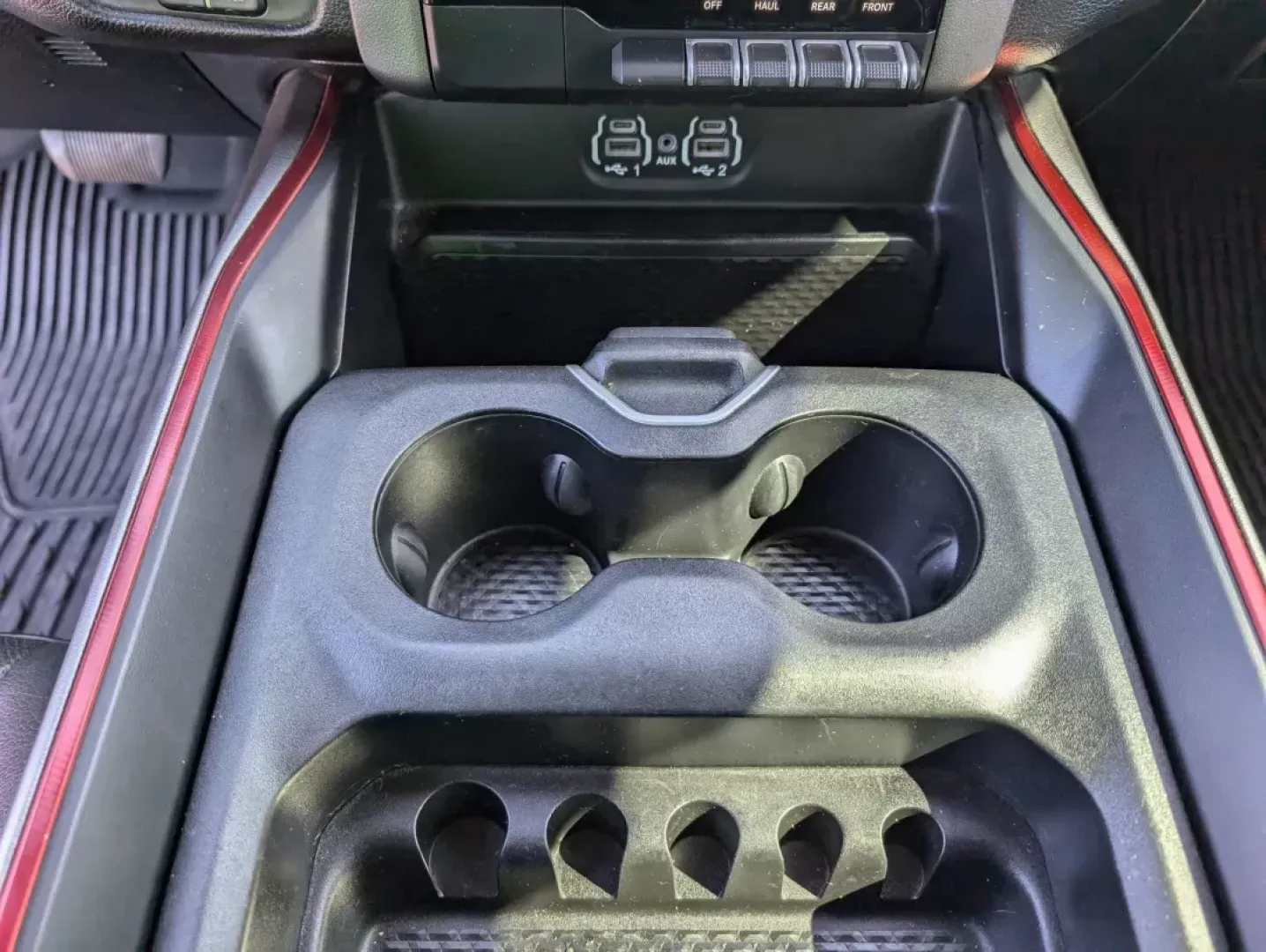 2020 /Red/Black Ram 1500 Rebel (1C6SRFLT4LN) with an Other engine, located at 7000 Northlake Connector, Columbus, GA, 31904, (706) 987-8085, 32.524975, -84.978134 - Discover adventure and reliability with the 2020 Ram 1500 Rebel, available now at Gils Auto - Columbus #2, your trusted Buy Here Pay Here dealership located at 7000 Northlake Connector in Columbus, GA. This standout crew cab pickup is perfect for weekend escapades, rugged workdays, or simply cruisin - Photo#12