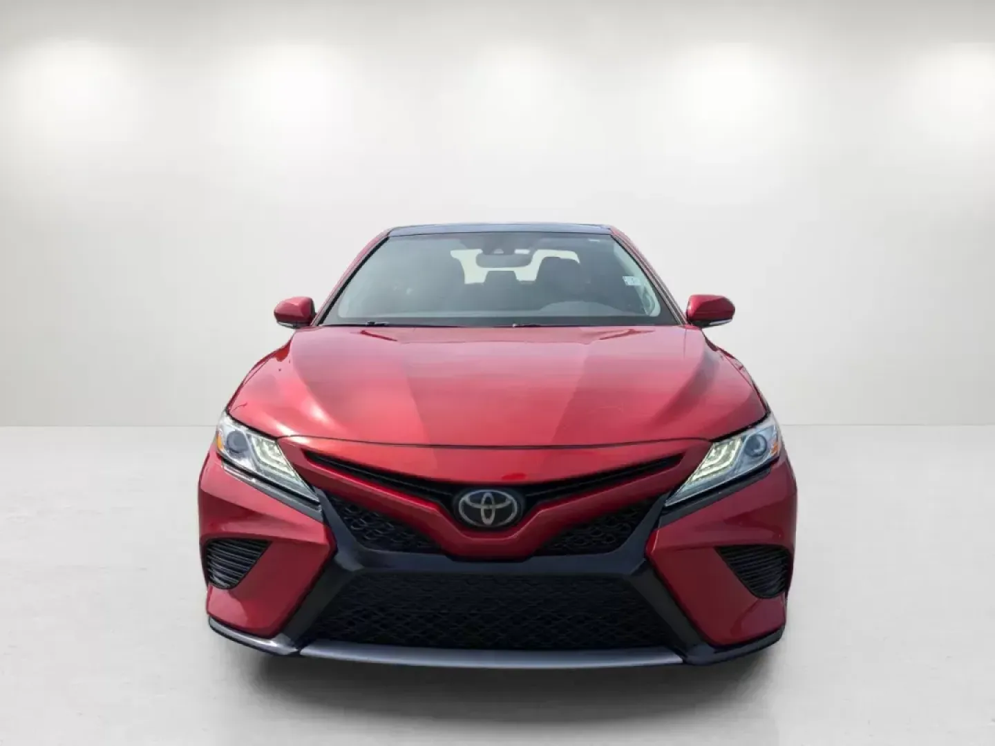2020 Toyota Camry XSE (4T1K61AK2LU) with an Regular Unleaded I-4 2.5 L/152 engine, 8-Speed Automatic w/OD transmission, located at 3959 U.S. 80 W, Phenix City, AL, 36870, (334) 297-4885, 32.469296, -85.135185 - 2020 Toyota Camry XSE - Photo#7