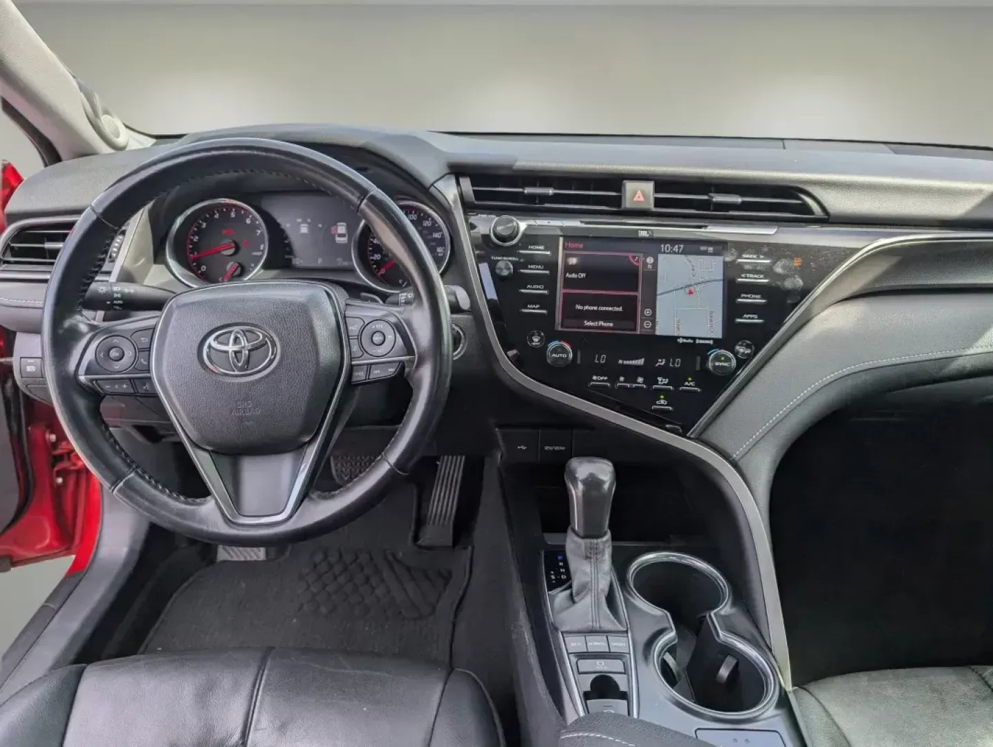 2020 Toyota Camry XSE (4T1K61AK2LU) with an Regular Unleaded I-4 2.5 L/152 engine, 8-Speed Automatic w/OD transmission, located at 3959 U.S. 80 W, Phenix City, AL, 36870, (334) 297-4885, 32.469296, -85.135185 - 2020 Toyota Camry XSE - Photo#11