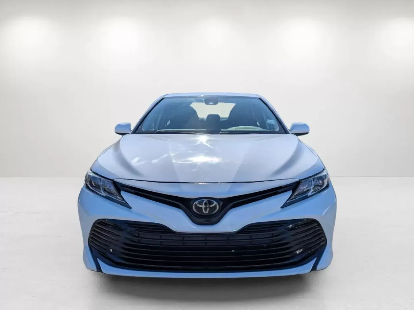 2020 Toyota Camry LE (4T1C11AK8LU) with an Other engine, located at 804 22nd Ave, Phenix City, AL, 36870, (334) 297-1860, 32.484749, -85.024475 - **Experience the Perfect Blend of Comfort and Reliability with the 2020 Toyota Camry LE at Gils Auto, Phenix City, AL!**<br /> <br /> Are you searching for a dependable vehicle that enhances your daily commute and fits seamlessly into your active lifestyle? Look no further than the stunning 2020 Toy - Photo#1