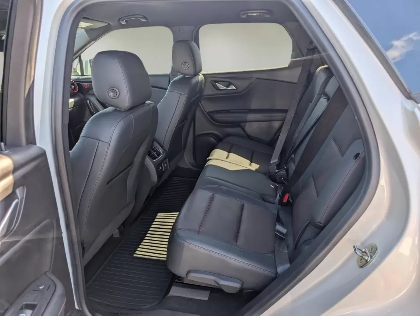 2021 /Jet Black Chevrolet Blazer RS (3GNKBKRS4MS) with an Other engine, located at 804 22nd Ave, Phenix City, AL, 36870, (334) 297-1860, 32.484749, -85.024475 - **Explore New Adventures with the 2021 Chevrolet Blazer RS at Gils Auto!**<br /> <br /> Are you ready to elevate your next road trip or weekend getaway? The 2021 Chevrolet Blazer RS is the ideal SUV for those who crave adventure without sacrificing comfort and style. Designed for individuals and fam - Photo#8