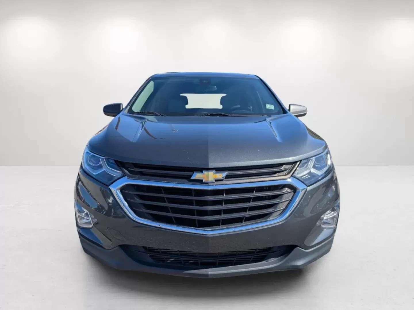 2021 /Medium Ash Gray Chevrolet Equinox LS (2GNAXHEV8M6) with an Other engine, located at 7000 Northlake Connector, Columbus, GA, 31904, (706) 987-8085, 32.524975, -84.978134 - Are you ready to elevate your driving experience? Discover the 2021 Chevrolet Equinox LS, perfectly crafted for those who crave comfort and versatility on the road. Whether you're a growing family needing extra space, a daily commuter navigating Phenix City's bustling streets, or someone who loves w - Photo#1