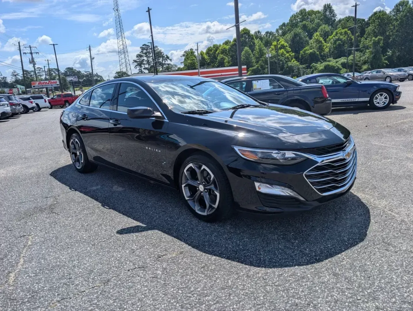 2021 /Jet Black Chevrolet Malibu LT (1G1ZD5ST7MF) with an Other engine, located at 3959 U.S. 80 W, Phenix City, AL, 36870, (334) 297-4885, 32.469296, -85.135185 - Are you ready to elevate your daily commute, family trips, or weekend getaways? Look no further than this stunning 2021 Chevrolet Malibu LT, expertly designed for those who appreciate comfort, style, and reliability. Whether you're navigating through Phenix City or heading out on a road trip to near - Photo#2