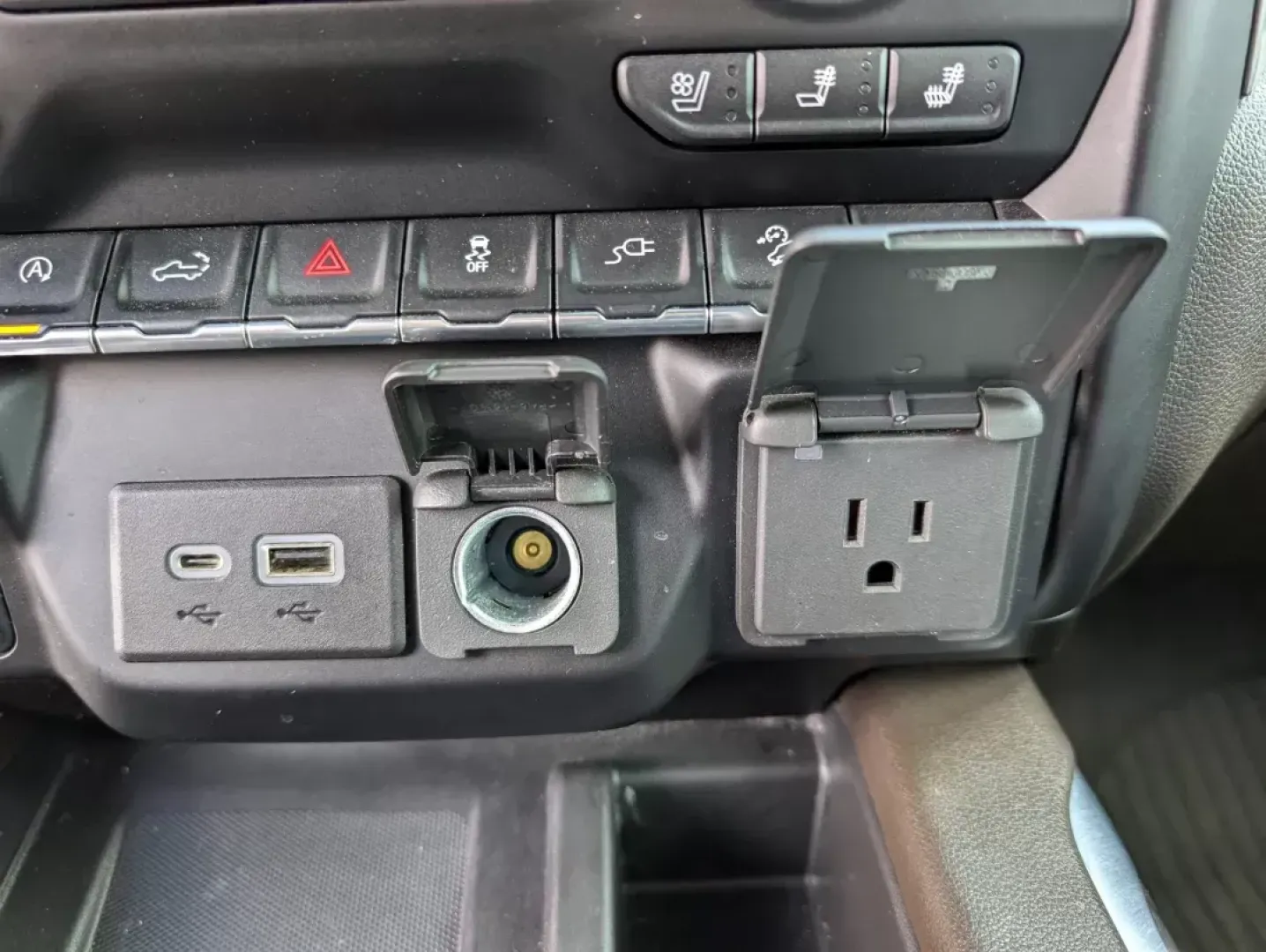 2021 /Gideon/Very Dark Atmosphere Chevrolet Silverado 1500 LTZ (3GCUYGED7MG) with an Gas V8 5.3L/325 engine, 8-Speed Automatic transmission, located at 7000 Northlake Connector, Columbus, GA, 31904, (706) 987-8085, 32.524975, -84.978134 - 2021 Chevrolet Silverado 1500 LTZ - Photo#13