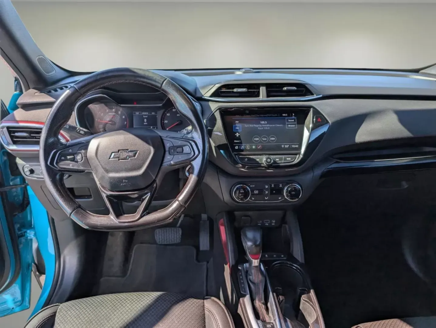 2021 /Jet Black with Red accents Chevrolet Trailblazer RS (KL79MTSL5MB) with an Other engine, located at 3959 U.S. 80 W, Phenix City, AL, 36870, (334) 297-4885, 32.469296, -85.135185 - **Explore Your Next Adventure with the 2021 Chevrolet Trailblazer RS at Gils Auto Phenix City!**<br /> <br /> Are you ready to elevate your family's road trips or daily commute? The 2021 Chevrolet Trailblazer RS is the perfect blend of versatility, style, and technology, making it an ideal companio - Photo#11