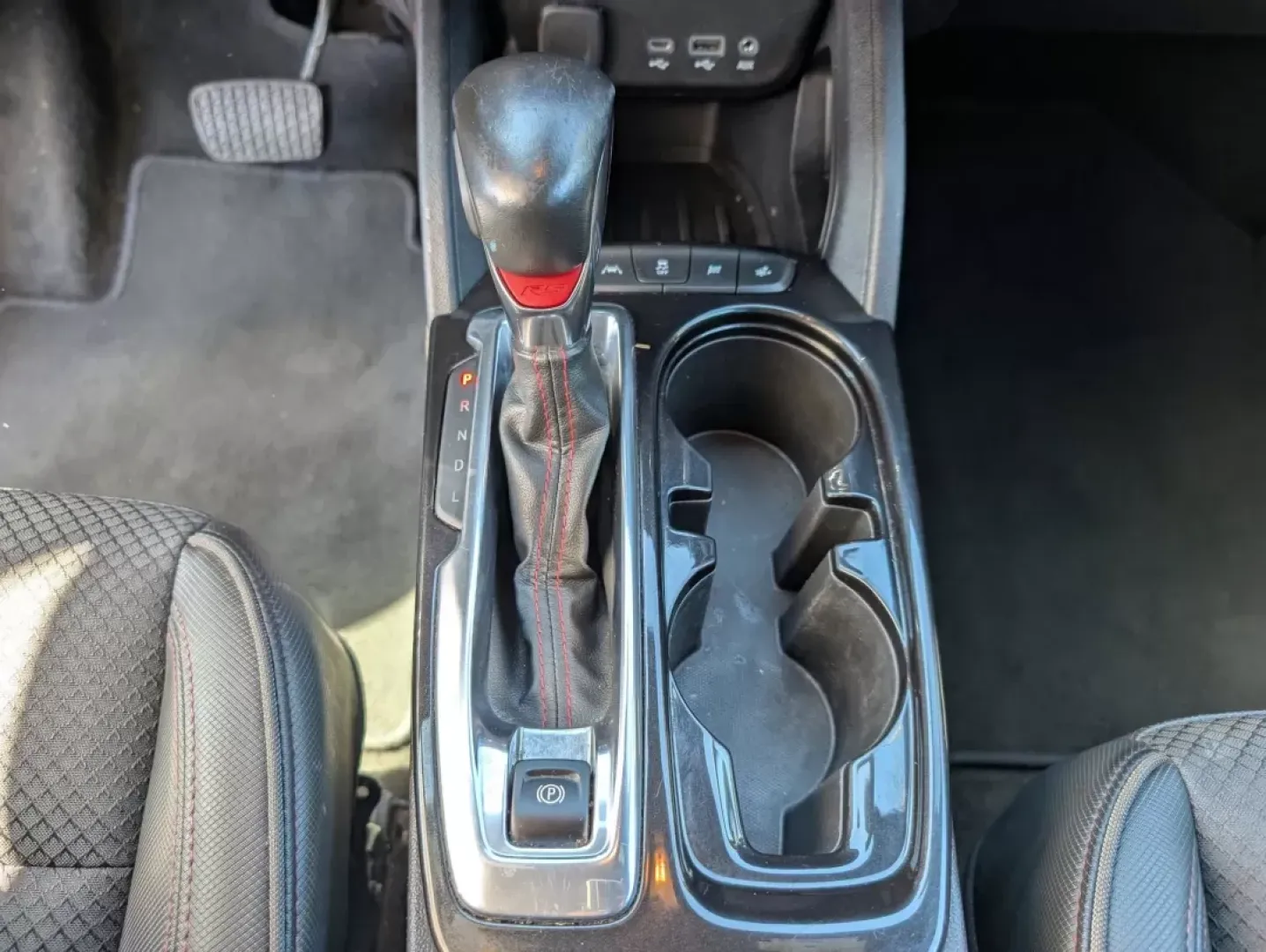 2021 /Jet Black with Red accents Chevrolet Trailblazer RS (KL79MTSL5MB) with an Other engine, located at 3959 U.S. 80 W, Phenix City, AL, 36870, (334) 297-4885, 32.469296, -85.135185 - **Explore Your Next Adventure with the 2021 Chevrolet Trailblazer RS at Gils Auto Phenix City!**<br /> <br /> Are you ready to elevate your family's road trips or daily commute? The 2021 Chevrolet Trailblazer RS is the perfect blend of versatility, style, and technology, making it an ideal companio - Photo#12