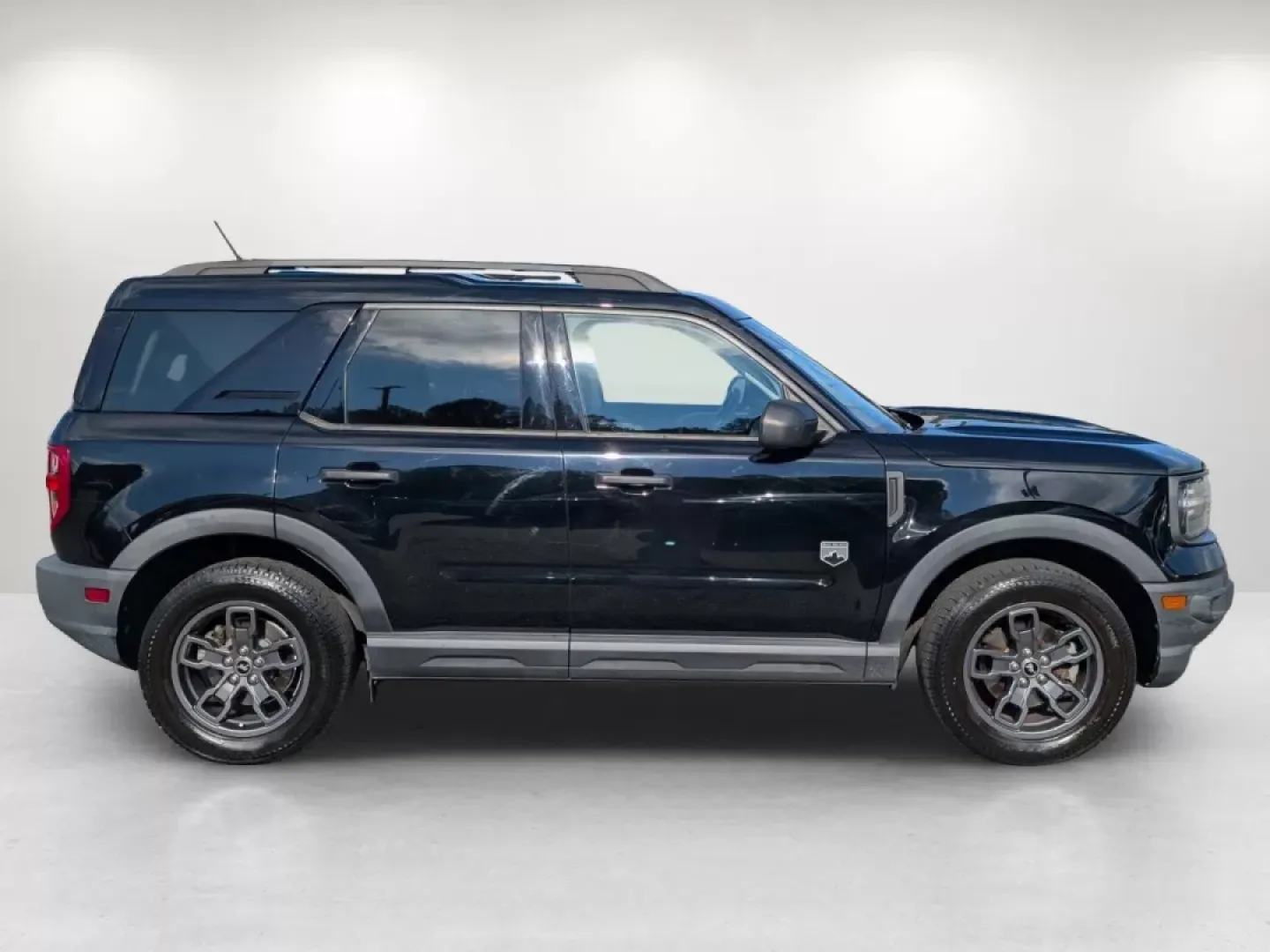 2021 /Ebony Ford Bronco Sport Big Bend (3FMCR9B64MR) with an Other engine, located at 1430 Gateway Drive, Opelika, AL, 36801, (334) 239-0944, 32.637871, -85.409790 - Experience the great outdoors and urban adventures with the 2021 Ford Bronco Sport Big Bend, now available at Gils Auto in Phenix City, AL. Whether you're planning a weekend camping trip with friends or navigating your daily commute, this versatile SUV is designed to elevate your lifestyle. With its - Photo#3