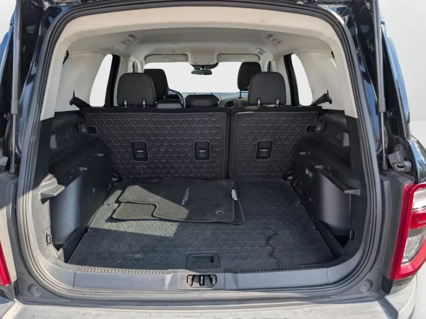 2021 /Ebony Ford Bronco Sport Big Bend (3FMCR9B64MR) with an Other engine, located at 1430 Gateway Drive, Opelika, AL, 36801, (334) 239-0944, 32.637871, -85.409790 - Experience the great outdoors and urban adventures with the 2021 Ford Bronco Sport Big Bend, now available at Gils Auto in Phenix City, AL. Whether you're planning a weekend camping trip with friends or navigating your daily commute, this versatile SUV is designed to elevate your lifestyle. With its - Photo#14