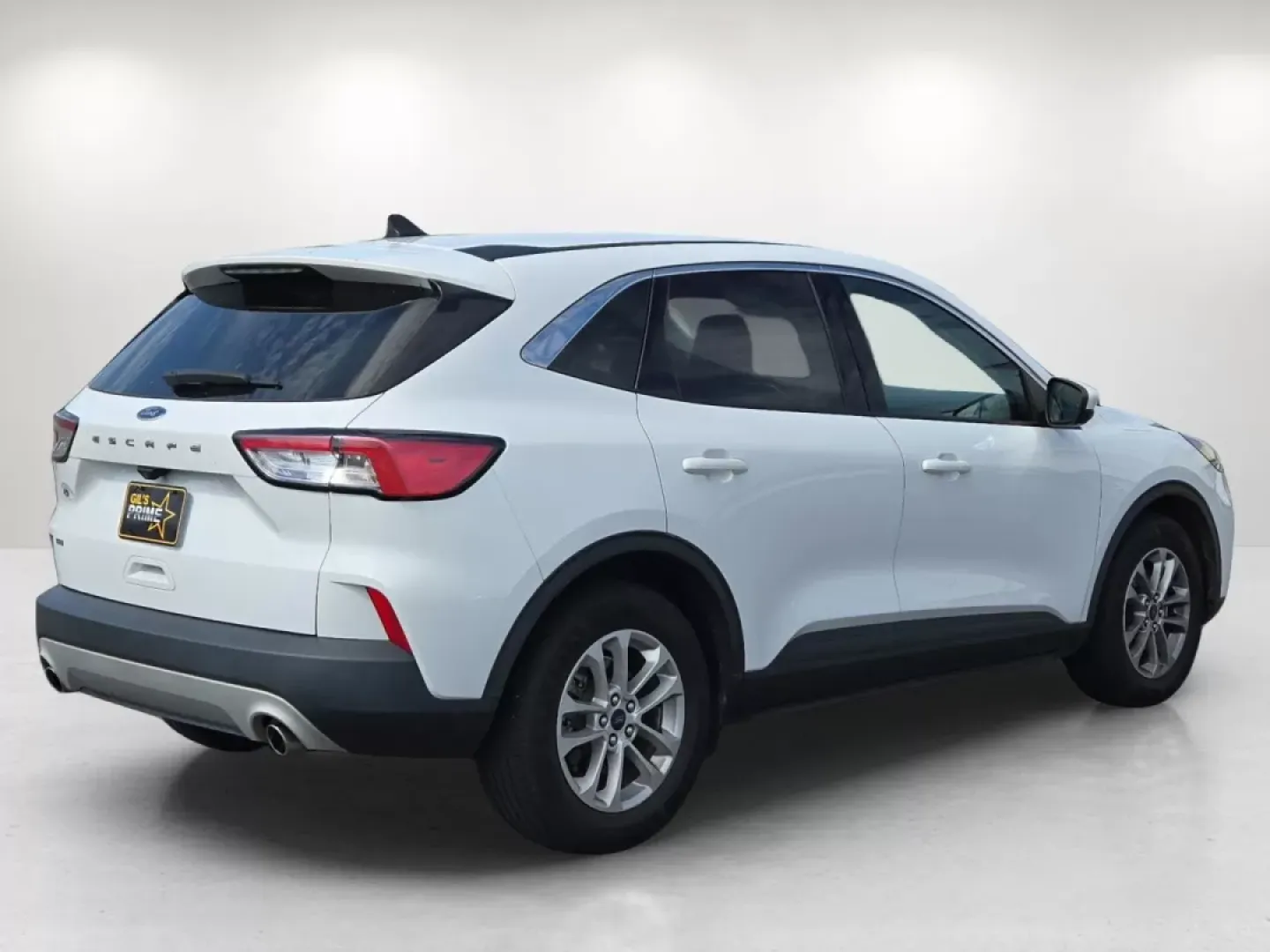 2021 Ford Escape SE (1FMCU0G62MU) with an Other engine, located at 521 Old Farm Lane Rd, Prattville, AL, 36066, (334) 325-1505, 32.482460, -86.416367 - ### Adventure Awaits: Discover the 2021 Ford Escape SE at Gils Auto - Prattville<br /> <br /> Are you ready to elevate your daily commute or embark on an unforgettable road trip? The 2021 Ford Escape SE is your perfect companion for every journey, boasting style, versatility, and modern features tha - Photo#5