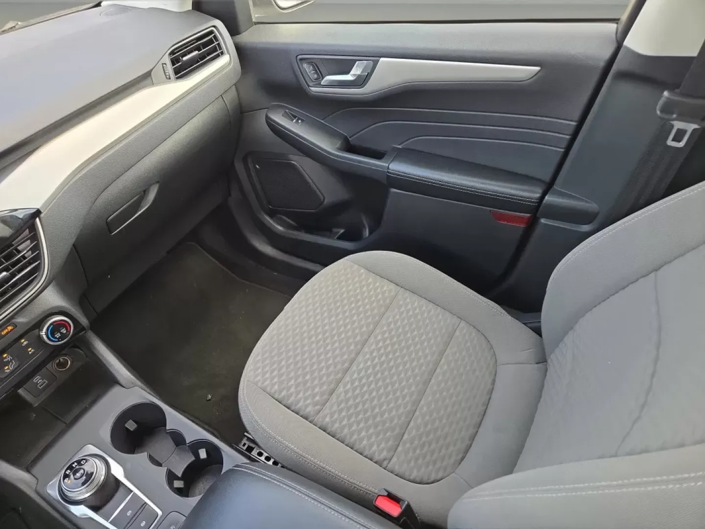 2021 Ford Escape SE (1FMCU0G62MU) with an Other engine, located at 521 Old Farm Lane Rd, Prattville, AL, 36066, (334) 325-1505, 32.482460, -86.416367 - ### Adventure Awaits: Discover the 2021 Ford Escape SE at Gils Auto - Prattville<br /> <br /> Are you ready to elevate your daily commute or embark on an unforgettable road trip? The 2021 Ford Escape SE is your perfect companion for every journey, boasting style, versatility, and modern features tha - Photo#14