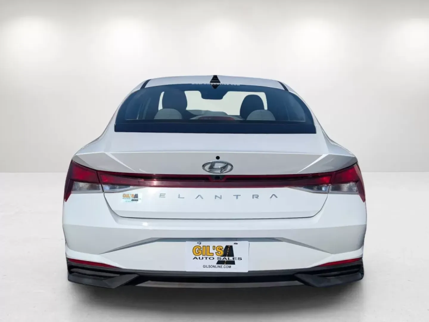 2021 /Medium Gray Hyundai Elantra SEL (5NPLM4AGXMH) with an Other engine, located at 3959 U.S. 80 W, Phenix City, AL, 36870, (334) 297-4885, 32.469296, -85.135185 - **Discover the 2021 Hyundai Elantra SEL: Your Ultimate Commuter Companion in Phenix City, AL!**<br /> <br /> Are you in the market for a reliable and stylish sedan that can effortlessly enhance your daily commute or weekend getaways? Look no further than this **2021 Hyundai Elantra SEL**, now availa - Photo#5