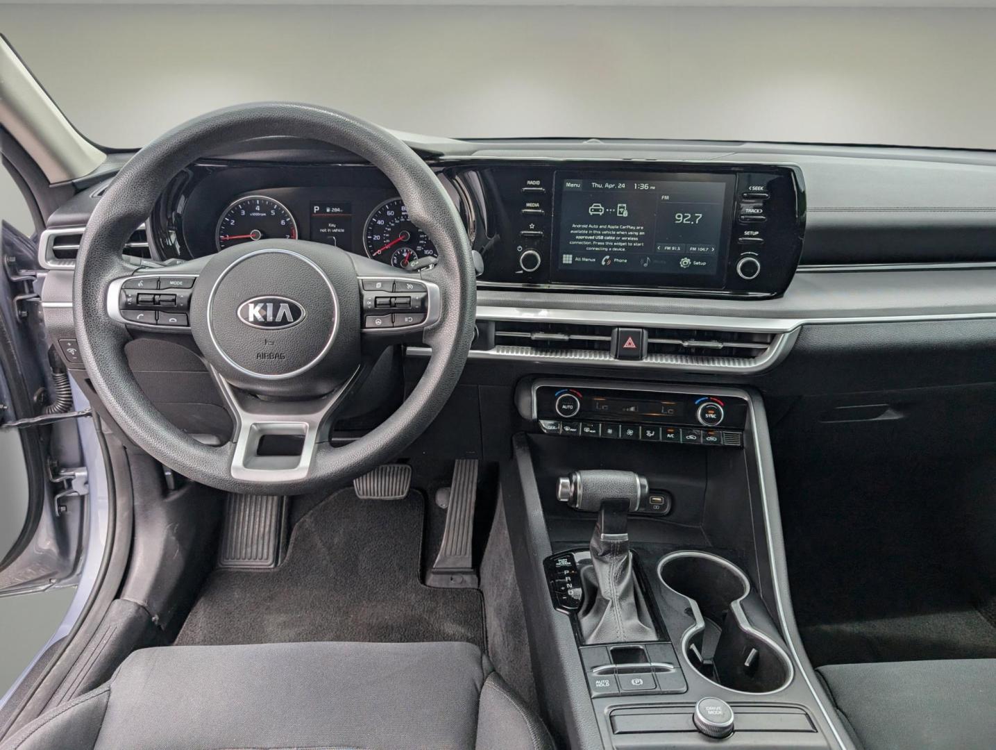 2021 /Black Kia K5 LXS (5XXG14J28MG) with an Intercooled Turbo Regular Unleaded I-4 1.6 L/98 engine, 8-Speed Automatic w/OD transmission, located at 3959 U.S. 80 W, Phenix City, AL, 36870, (334) 297-4885, 32.469296, -85.135185 - 2021 Kia K5 LXS - Photo#11