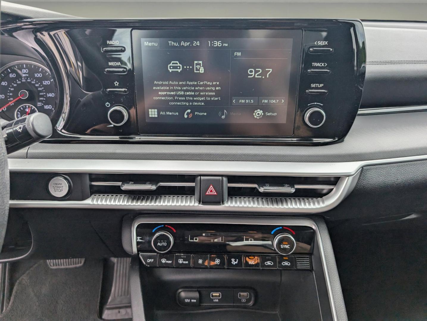 2021 /Black Kia K5 LXS (5XXG14J28MG) with an Intercooled Turbo Regular Unleaded I-4 1.6 L/98 engine, 8-Speed Automatic w/OD transmission, located at 3959 U.S. 80 W, Phenix City, AL, 36870, (334) 297-4885, 32.469296, -85.135185 - 2021 Kia K5 LXS - Photo#13