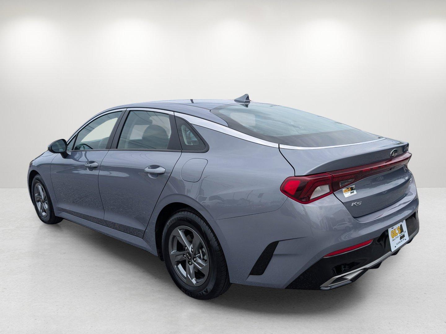 2021 /Black Kia K5 LXS (5XXG14J28MG) with an Intercooled Turbo Regular Unleaded I-4 1.6 L/98 engine, 8-Speed Automatic w/OD transmission, located at 3959 U.S. 80 W, Phenix City, AL, 36870, (334) 297-4885, 32.469296, -85.135185 - 2021 Kia K5 LXS - Photo#6