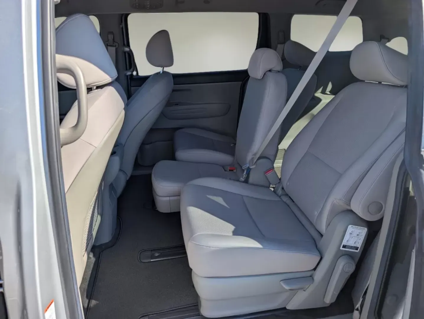 2021 /Gray Kia Sedona LX (KNDMB5C10M6) with an Other engine, located at 3959 U.S. 80 W, Phenix City, AL, 36870, (334) 297-4885, 32.469296, -85.135185 - ### Experience Family Adventures with the 2021 Kia Sedona at Gils Auto!<br /> <br /> Looking for the perfect vehicle to accommodate your growing family or make your daily commutes a breeze? Look no further than the 2021 Kia Sedona, available now at Gils Auto in Phenix City, AL! Located conveniently - Photo#11
