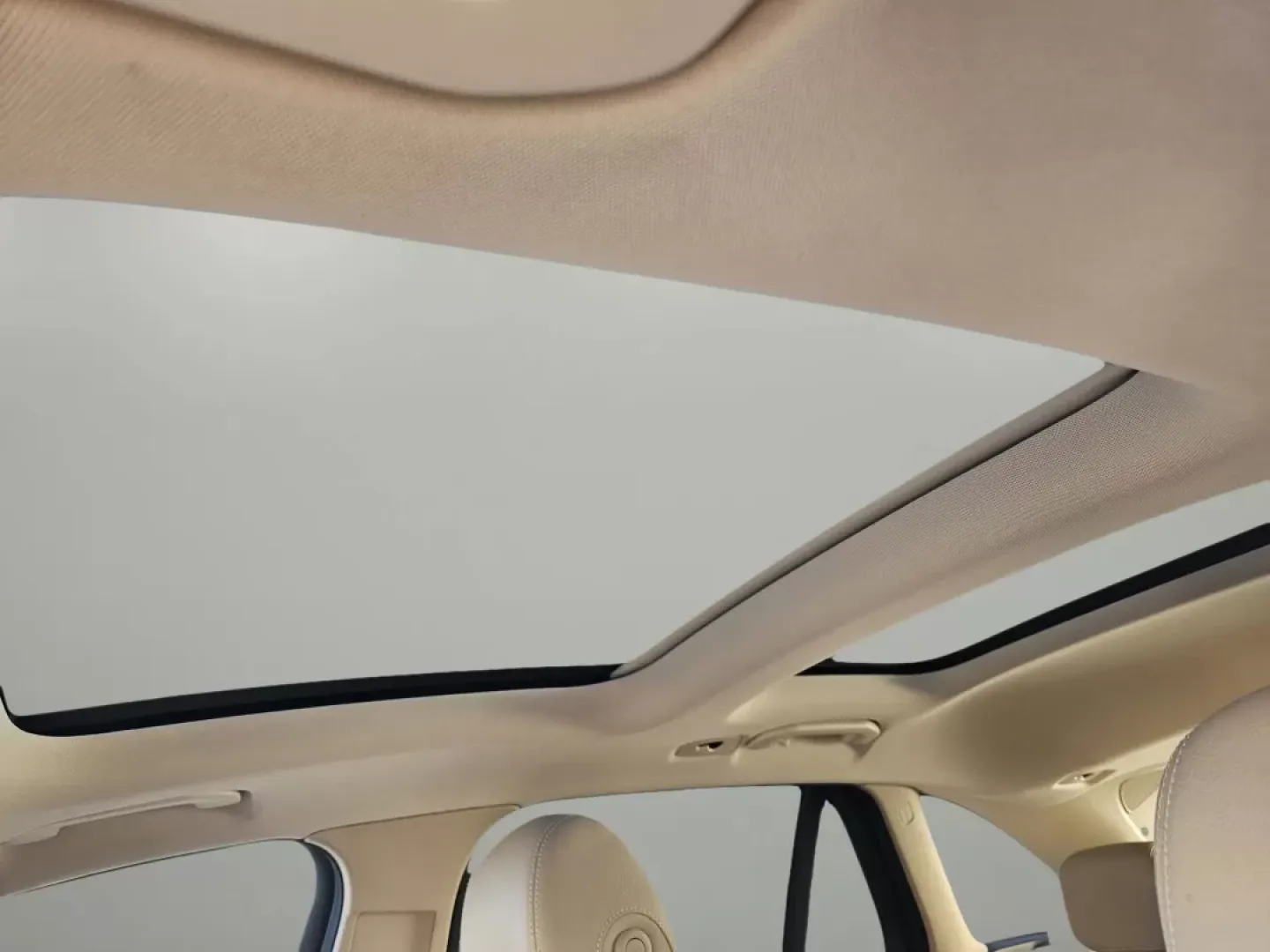 2021 Mercedes-Benz GLC GLC 300 (W1N0G8DB9MV) with an Other engine, located at 5115 14th Ave., Columbus, GA, 31904, (706) 323-0345, 32.511494, -84.971046 - ### Adventure Awaits with the 2021 Mercedes-Benz GLC 300 at Gils Auto!<br /> <br /> Are you ready to elevate your driving experience? Whether you're navigating the bustling streets of Phenix City, AL, commuting to work, or taking weekend road trips with family and friends, the 2021 Mercedes-Benz GLC - Photo#9