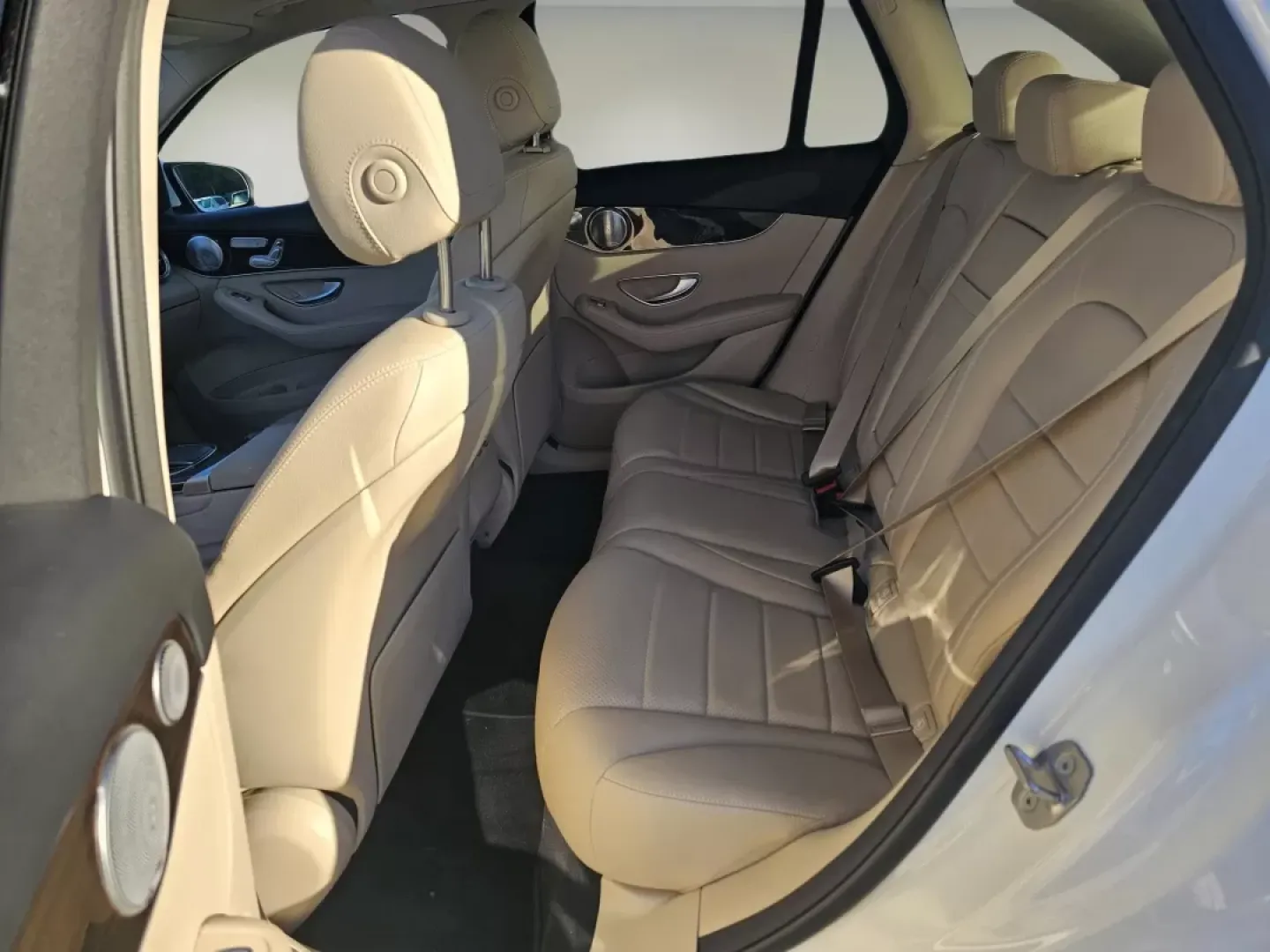 2021 Mercedes-Benz GLC GLC 300 (W1N0G8DB9MV) with an Other engine, located at 5115 14th Ave., Columbus, GA, 31904, (706) 323-0345, 32.511494, -84.971046 - ### Adventure Awaits with the 2021 Mercedes-Benz GLC 300 at Gils Auto!<br /> <br /> Are you ready to elevate your driving experience? Whether you're navigating the bustling streets of Phenix City, AL, commuting to work, or taking weekend road trips with family and friends, the 2021 Mercedes-Benz GLC - Photo#13