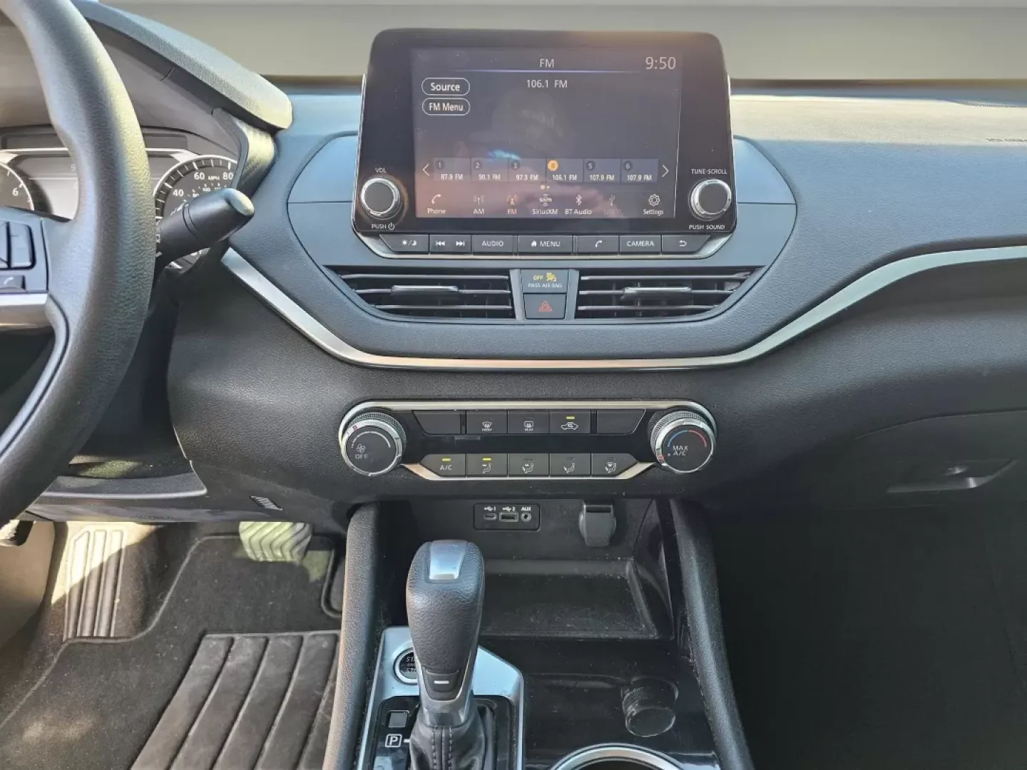 2021 /Charcoal Nissan Altima 2.5 SV (1N4BL4DV8MN) with an Other engine, located at 1430 Gateway Drive, Opelika, AL, 36801, (334) 239-0944, 32.637871, -85.409790 - **Discover Your Perfect Ride: 2021 Nissan Altima 2.5 SV Designed for Dynamic Lifestyles!**<br /> <br /> Are you seeking a reliable sedan that seamlessly transitions from your daily commute to weekend adventures? Look no further than this stunning 2021 Nissan Altima 2.5 SV, now available at Gils Aut - Photo#11