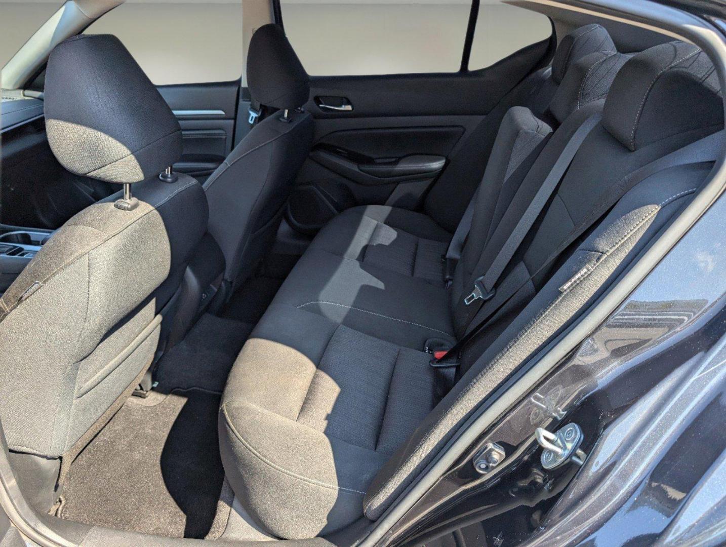 2021 /Charcoal Nissan Altima 2.5 SV (1N4BL4DVXMN) with an Regular Unleaded I-4 2.5 L/152 engine, 1-Speed CVT w/OD transmission, located at 7000 Northlake Connector, Columbus, GA, 31904, (706) 987-8085, 32.524975, -84.978134 - 2021 Nissan Altima 2.5 SV - Photo#11