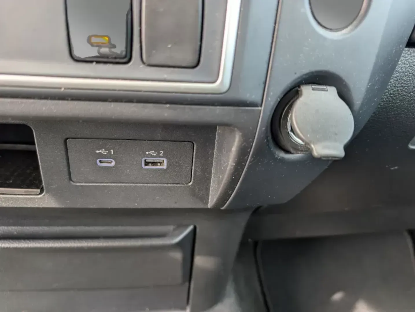 2021 /Black Nissan Titan S (1N6AA1EE4MN) with an Premium Unleaded V-8 5.6 L/339 engine, 9-Speed Automatic w/OD transmission, located at 3959 U.S. 80 W, Phenix City, AL, 36870, (334) 297-4885, 32.469296, -85.135185 - 2021 Nissan Titan S - Photo#15