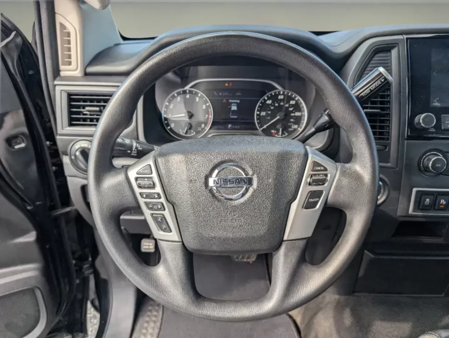 2021 /Black Nissan Titan S (1N6AA1EE4MN) with an Premium Unleaded V-8 5.6 L/339 engine, 9-Speed Automatic w/OD transmission, located at 3959 U.S. 80 W, Phenix City, AL, 36870, (334) 297-4885, 32.469296, -85.135185 - 2021 Nissan Titan S - Photo#17