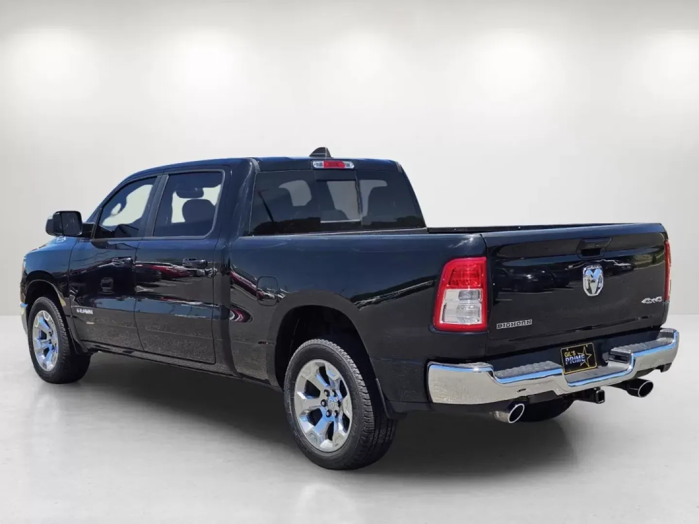 2021 /Black Ram 1500 Big Horn (1C6SRFMT4MN) with an Other engine, located at 7000 Northlake Connector, Columbus, GA, 31904, (706) 987-8085, 32.524975, -84.978134 - **The Ultimate Adventure Awaits You: 2021 Ram 1500 Big Horn Crew Cab Pickup at Gils Auto - Prattville!**<br /> <br /> If you're in the market for a rugged pickup that seamlessly blends comfort and performance, look no further than this stunning 2021 Ram 1500 Big Horn Crew Cab! This truck is not just - Photo#6