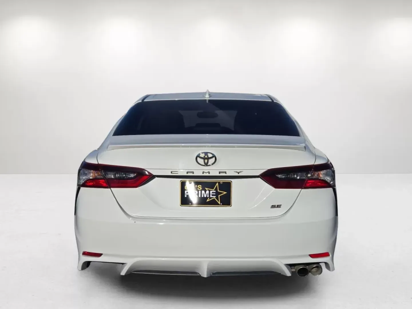 2021 Toyota Camry SE (4T1G11AK7MU) with an Other engine, located at 7000 Northlake Connector, Columbus, GA, 31904, (706) 987-8085, 32.524975, -84.978134 - Are you dreaming of a vehicle that combines style, reliability, and outstanding performance for weekend adventures or daily commutes? Look no further than this stunning 2021 Toyota Camry, available now at Gils Auto in Phenix City, AL. With a sleek white exterior, this four-door sedan perfectly balan - Photo#6