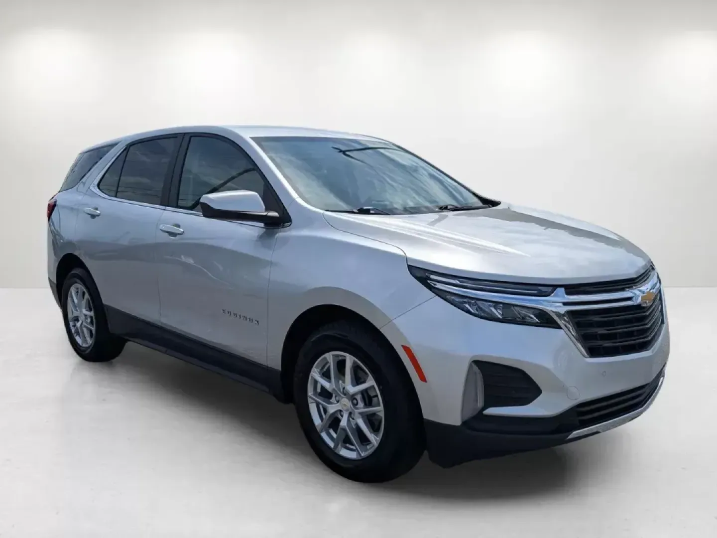 2022 /Jet Black Chevrolet Equinox LT (2GNAXJEV6N6) with an Turbocharged Gas I4 1.5L/92 engine, 6-Speed Automatic transmission, located at 5115 14th Ave., Columbus, GA, 31904, (706) 323-0345, 32.511494, -84.971046 - 2022 Chevrolet Equinox LT - Photo#5