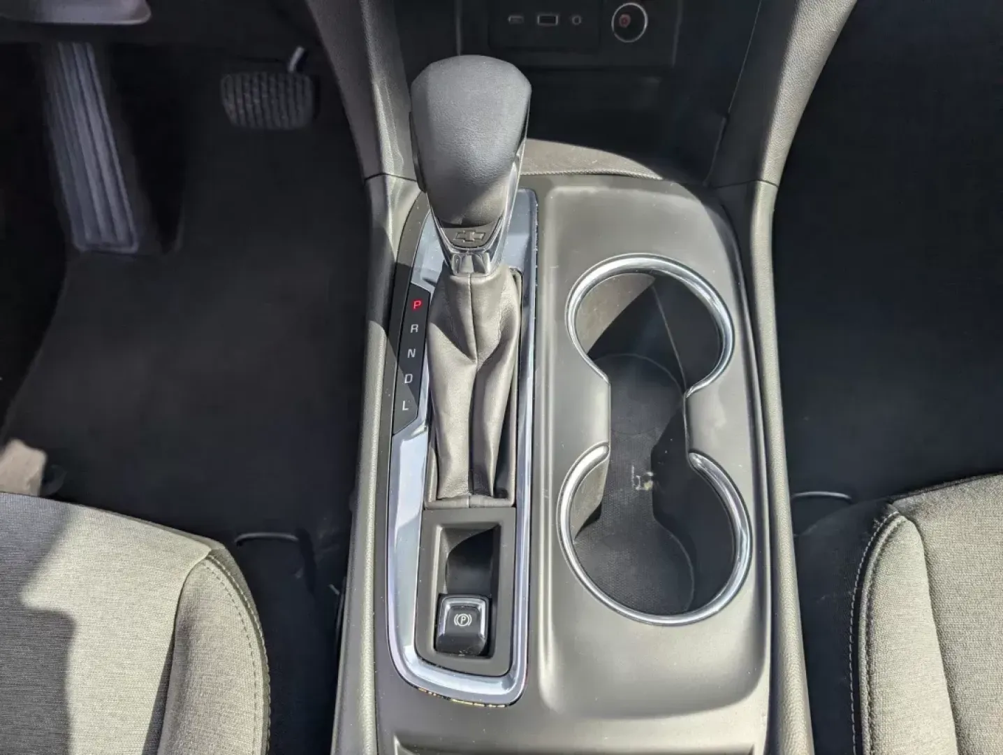 2022 /Medium Ash Gray Chevrolet Equinox LS (3GNAXHEV3NS) with an Turbocharged Gas I4 1.5L/92 engine, 6-Speed Automatic transmission, located at 3959 U.S. 80 W, Phenix City, AL, 36870, (334) 297-4885, 32.469296, -85.135185 - ### Discover Adventure and Comfort with the 2022 Chevrolet Equinox LS at Gils Auto - Phenix City<br /> <br /> Are you searching for the perfect vehicle to elevate your daily commute or weekend adventures? Look no further than the 2022 Chevrolet Equinox LS available at Gils Auto in Phenix City, AL! T - Photo#13