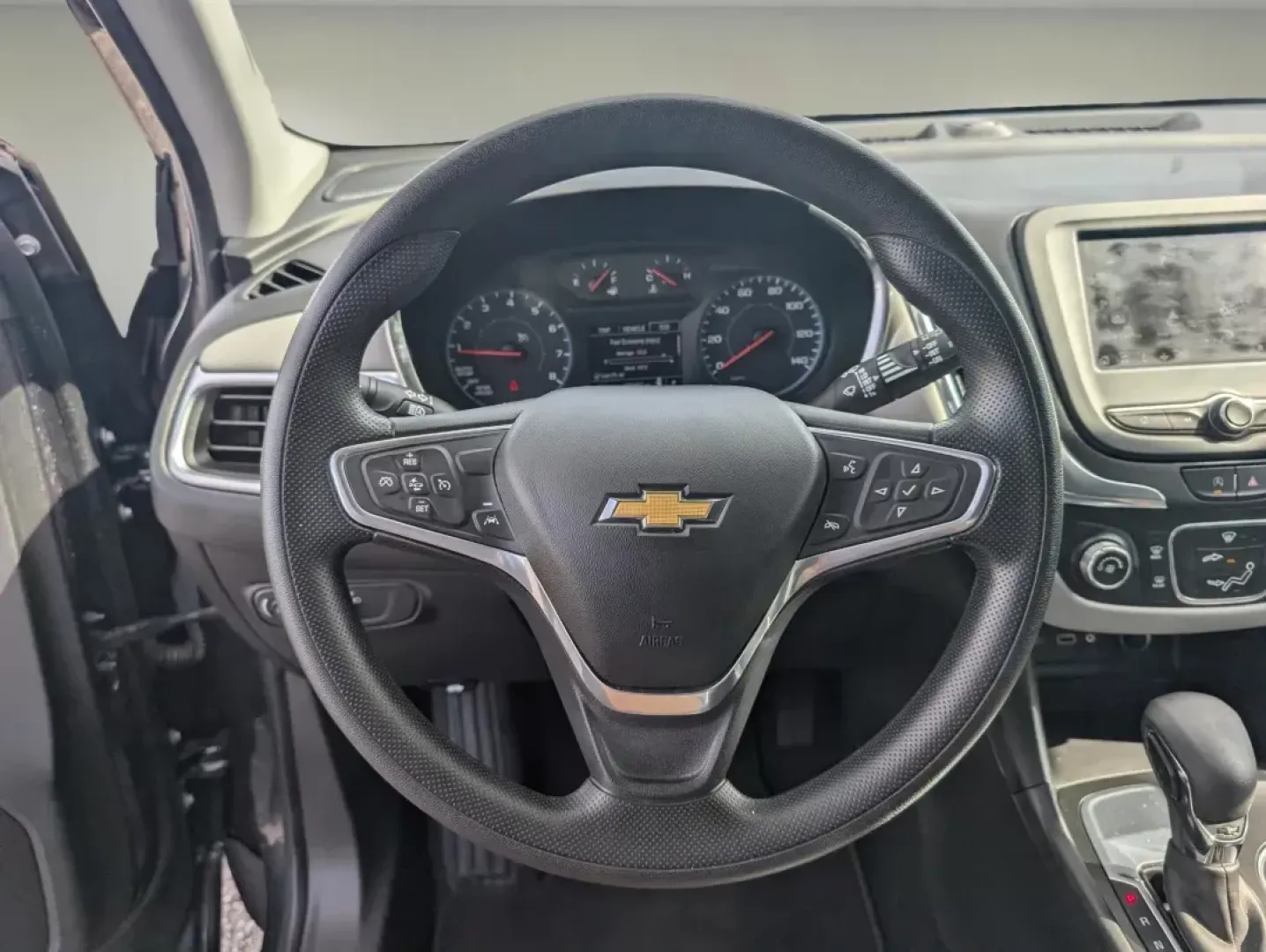 2022 /Medium Ash Gray Chevrolet Equinox LS (3GNAXHEV3NS) with an Turbocharged Gas I4 1.5L/92 engine, 6-Speed Automatic transmission, located at 3959 U.S. 80 W, Phenix City, AL, 36870, (334) 297-4885, 32.469296, -85.135185 - ### Discover Adventure and Comfort with the 2022 Chevrolet Equinox LS at Gils Auto - Phenix City<br /> <br /> Are you searching for the perfect vehicle to elevate your daily commute or weekend adventures? Look no further than the 2022 Chevrolet Equinox LS available at Gils Auto in Phenix City, AL! T - Photo#16