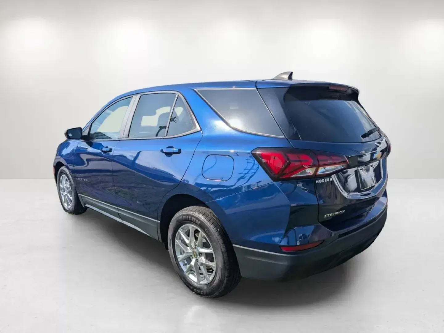 2022 /Medium Ash Gray Chevrolet Equinox LS (3GNAXHEV5NS) with an Turbocharged Gas I4 1.5L/92 engine, 6-Speed Automatic transmission, located at 3959 U.S. 80 W, Phenix City, AL, 36870, (334) 297-4885, 32.469296, -85.135185 - 2022 Chevrolet Equinox LS - Photo#6