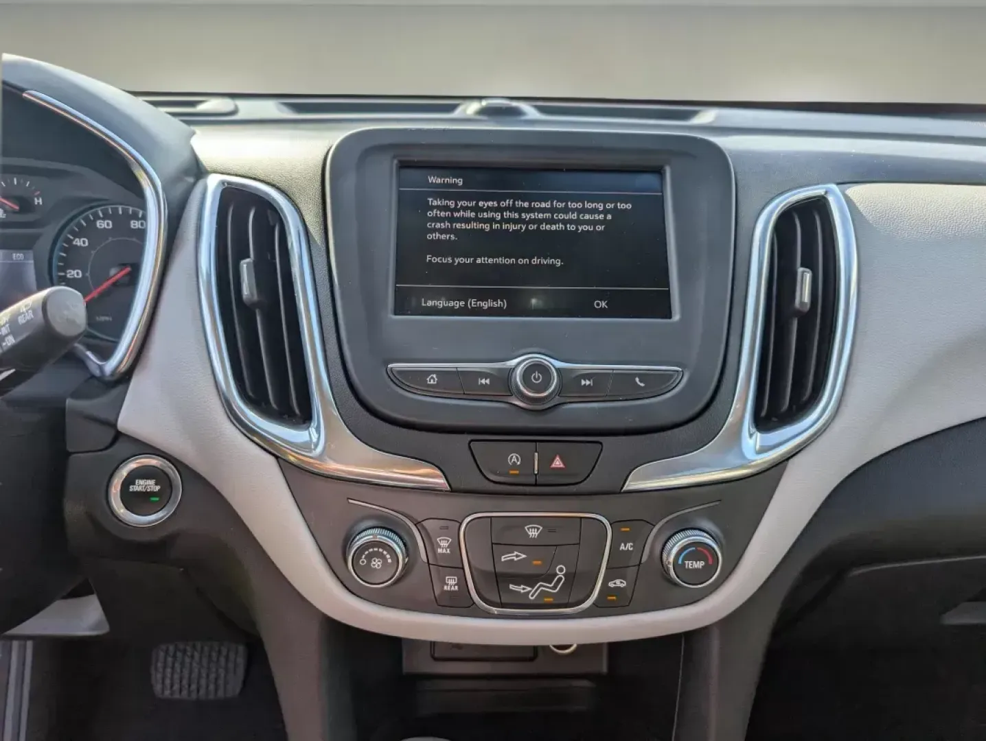 2022 /Medium Ash Gray Chevrolet Equinox LS (3GNAXHEV5NS) with an Turbocharged Gas I4 1.5L/92 engine, 6-Speed Automatic transmission, located at 3959 U.S. 80 W, Phenix City, AL, 36870, (334) 297-4885, 32.469296, -85.135185 - 2022 Chevrolet Equinox LS - Photo#14
