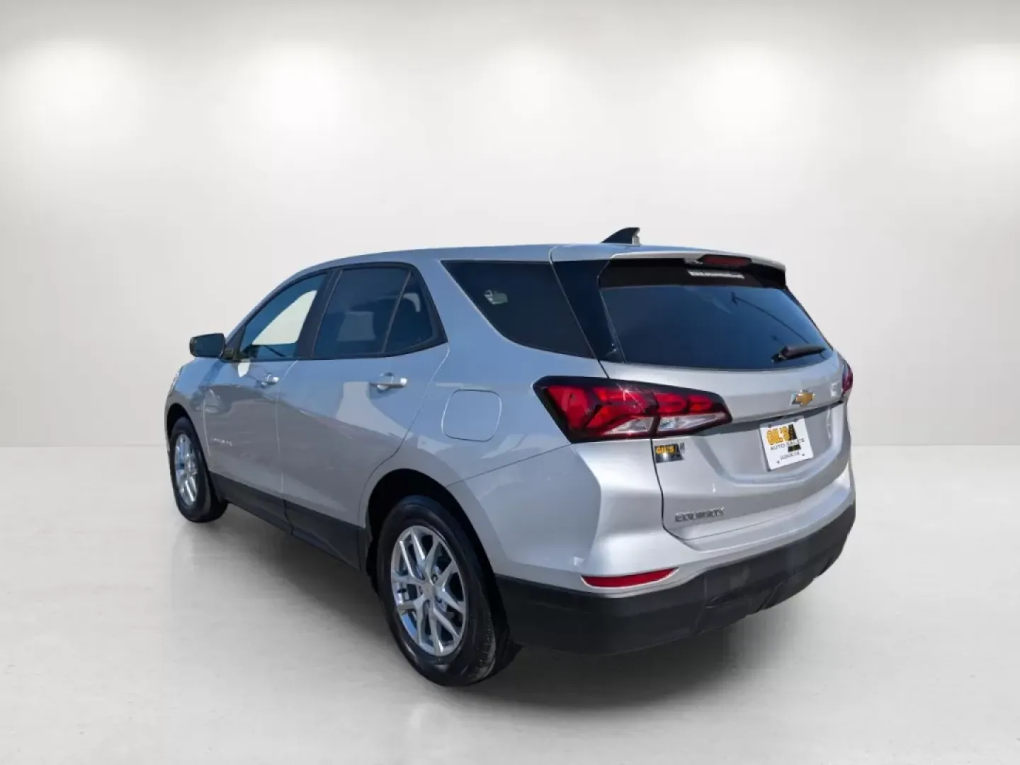 2022 /Medium Ash Gray Chevrolet Equinox LS (3GNAXHEV9NS) with an Other engine, located at 5115 14th Ave., Columbus, GA, 31904, (706) 323-0345, 32.511494, -84.971046 - **Discover Your Perfect Adventure Companion: 2022 Chevrolet Equinox LS at Gils Auto!**<br /> <br /> Are you in search of a reliable SUV that fits seamlessly into your active lifestyle? Look no further than the 2022 Chevrolet Equinox LS, now available at Gils Auto in Phenix City, AL. This versatile s - Photo#7