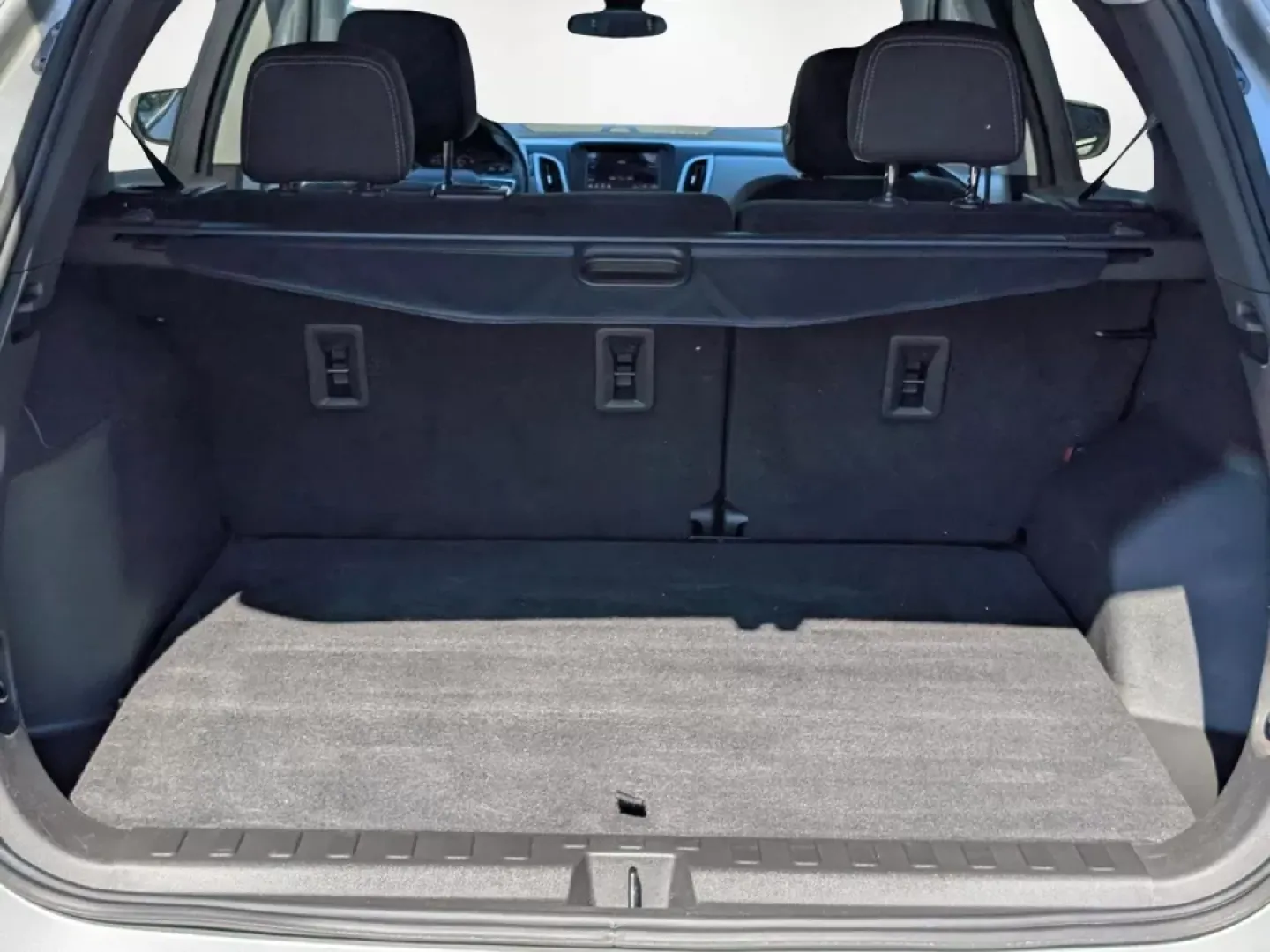 2022 /Medium Ash Gray Chevrolet Equinox LS (3GNAXHEV9NS) with an Other engine, located at 5115 14th Ave., Columbus, GA, 31904, (706) 323-0345, 32.511494, -84.971046 - **Discover Your Perfect Adventure Companion: 2022 Chevrolet Equinox LS at Gils Auto!**<br /> <br /> Are you in search of a reliable SUV that fits seamlessly into your active lifestyle? Look no further than the 2022 Chevrolet Equinox LS, now available at Gils Auto in Phenix City, AL. This versatile s - Photo#10