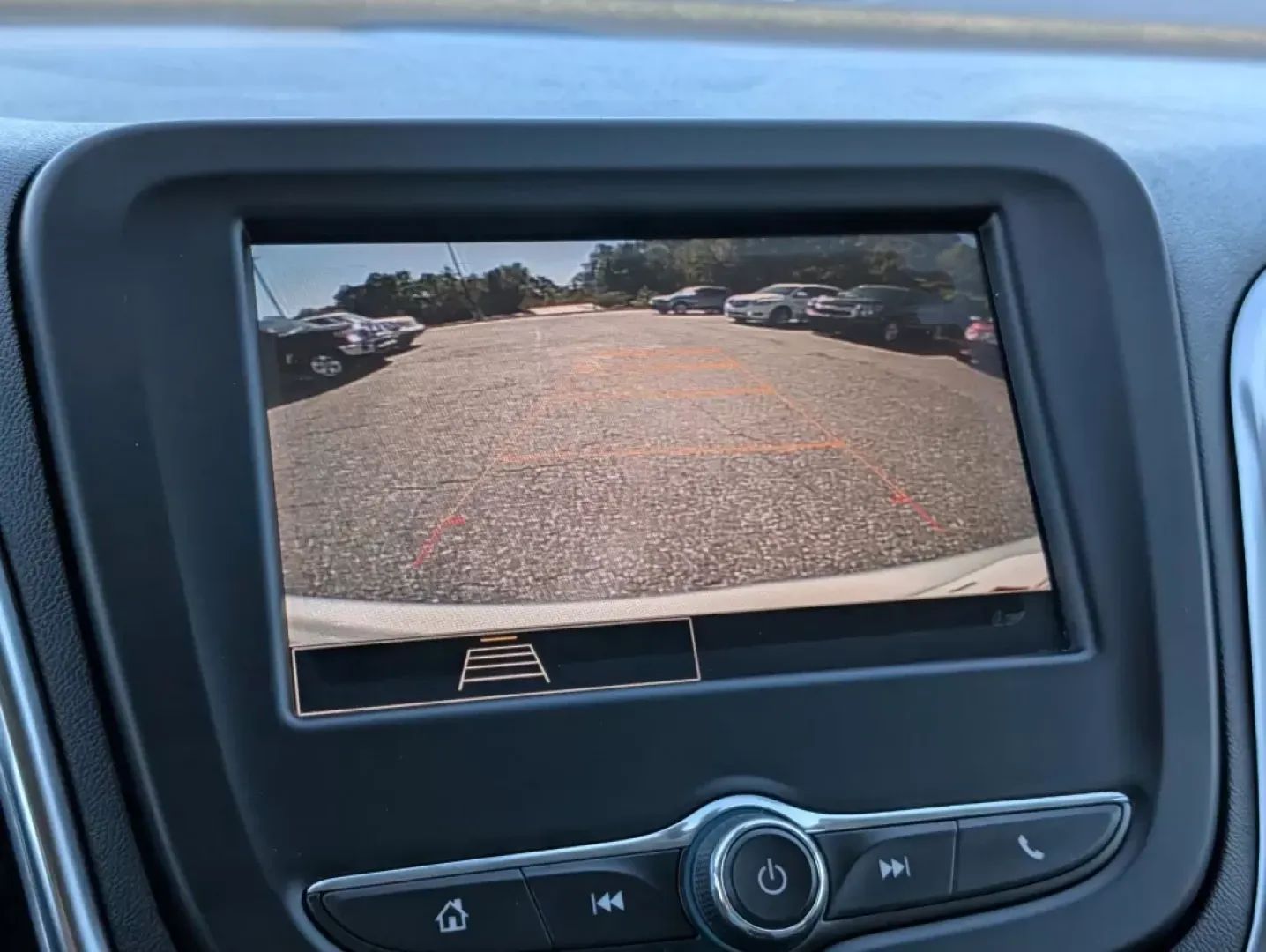 2022 /Medium Ash Gray Chevrolet Equinox LS (3GNAXHEV9NS) with an Other engine, located at 5115 14th Ave., Columbus, GA, 31904, (706) 323-0345, 32.511494, -84.971046 - **Discover Your Perfect Adventure Companion: 2022 Chevrolet Equinox LS at Gils Auto!**<br /> <br /> Are you in search of a reliable SUV that fits seamlessly into your active lifestyle? Look no further than the 2022 Chevrolet Equinox LS, now available at Gils Auto in Phenix City, AL. This versatile s - Photo#20