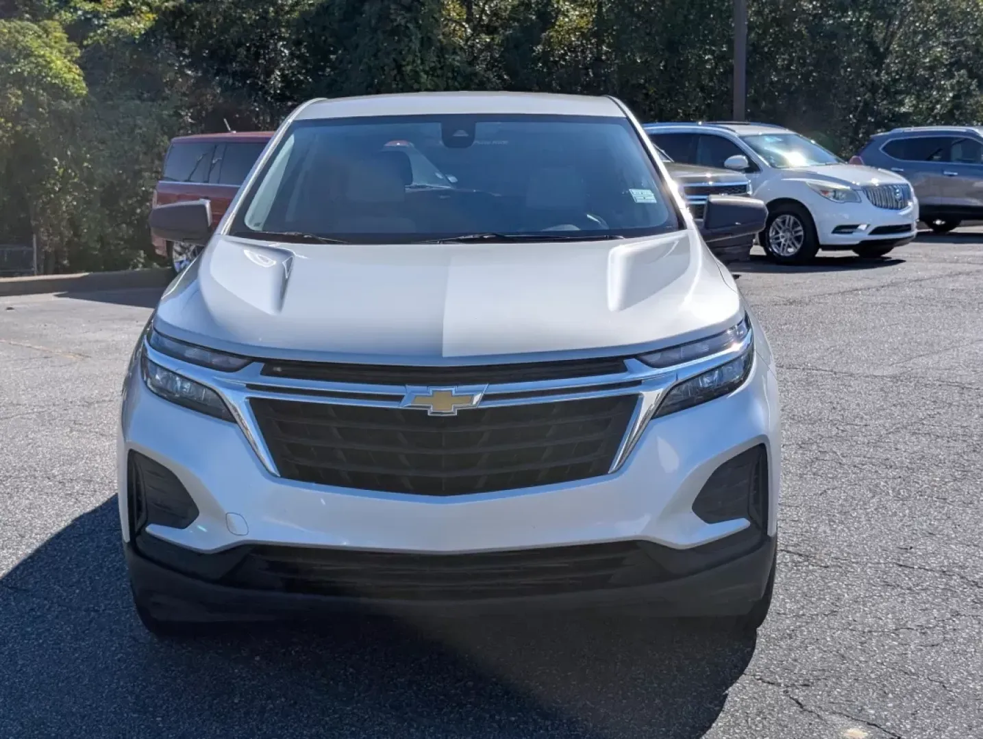 2022 /Medium Ash Gray Chevrolet Equinox LS (2GNAXHEV7N6) with an Other engine, located at 804 22nd Ave, Phenix City, AL, 36870, (334) 297-1860, 32.484749, -85.024475 - **Elevate Your Everyday Adventures with the 2022 Chevrolet Equinox LS at Gils Auto - Phenix City!**<br /> <br /> Are you looking for a versatile SUV that adapts to your dynamic lifestyle? The 2022 Chevrolet Equinox LS is your ideal companion, perfectly suited for growing families, daily commuters, a - Photo#1