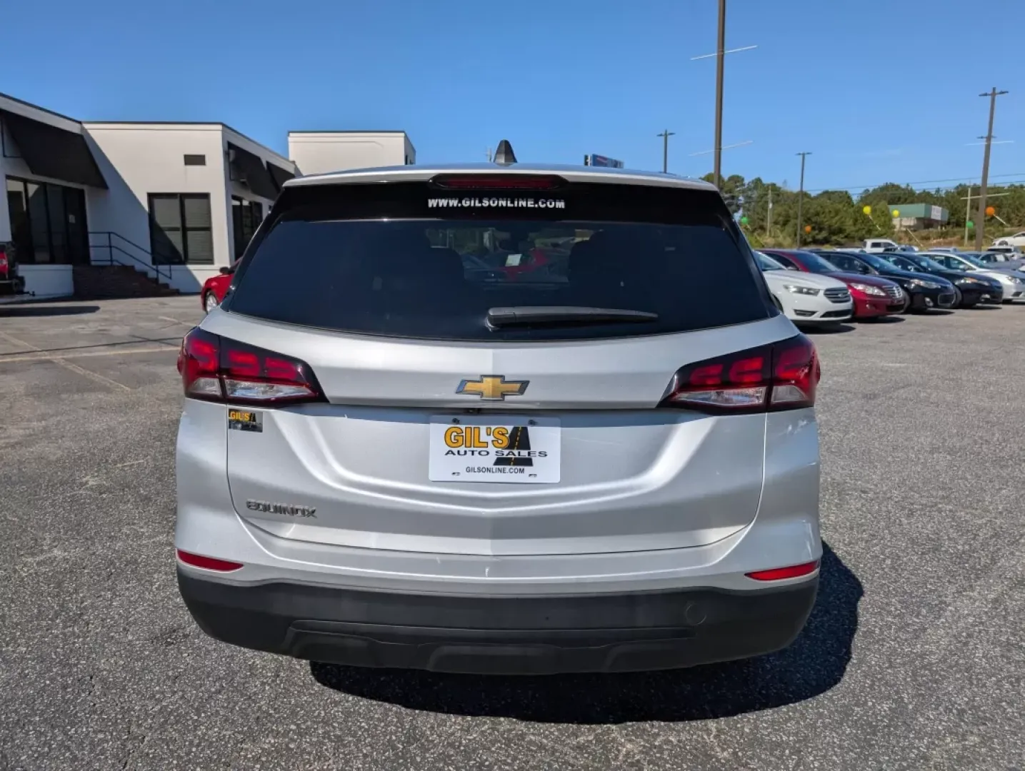 2022 /Medium Ash Gray Chevrolet Equinox LS (2GNAXHEV7N6) with an Other engine, located at 804 22nd Ave, Phenix City, AL, 36870, (334) 297-1860, 32.484749, -85.024475 - **Elevate Your Everyday Adventures with the 2022 Chevrolet Equinox LS at Gils Auto - Phenix City!**<br /> <br /> Are you looking for a versatile SUV that adapts to your dynamic lifestyle? The 2022 Chevrolet Equinox LS is your ideal companion, perfectly suited for growing families, daily commuters, a - Photo#5