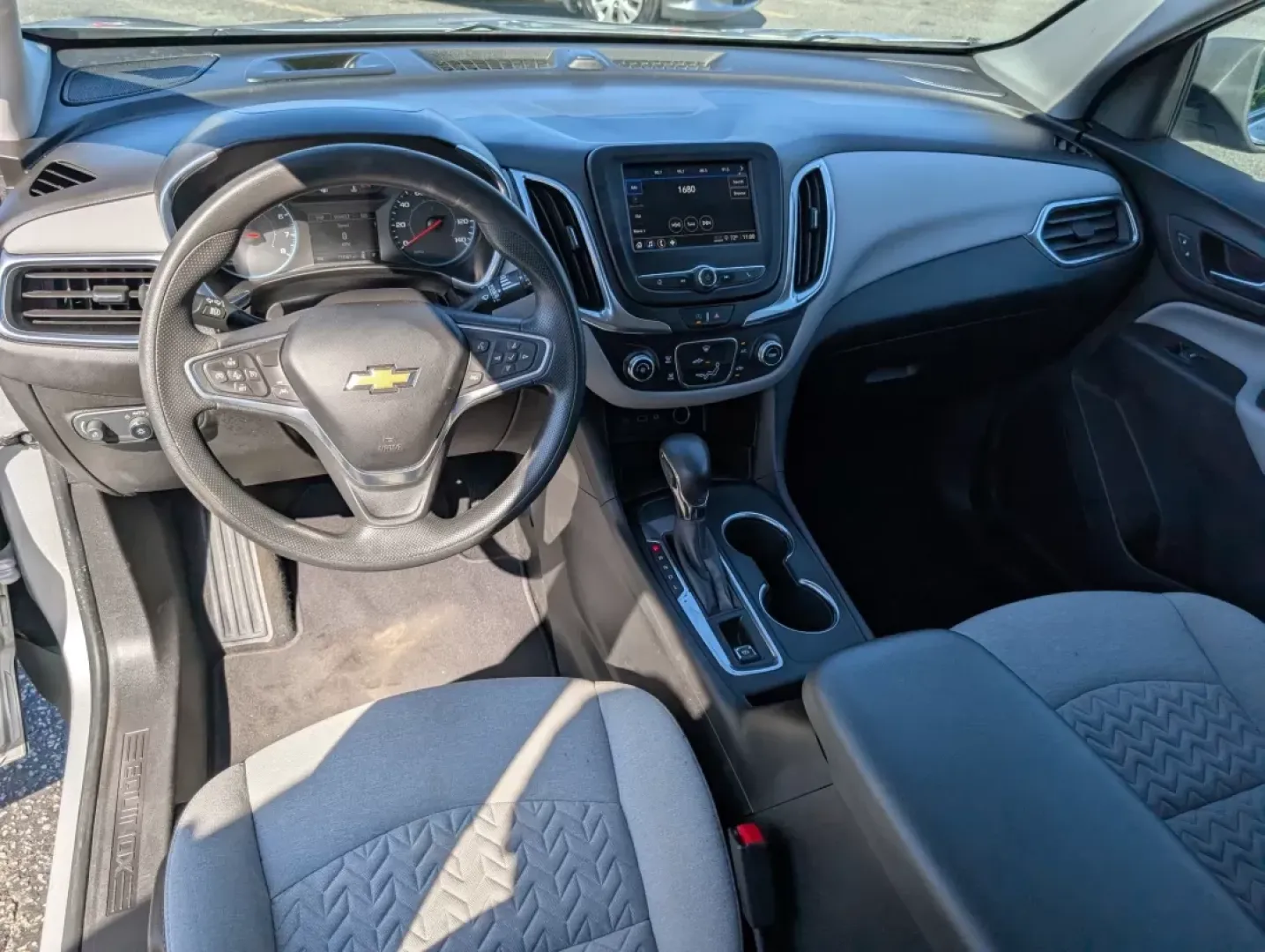 2022 /Medium Ash Gray Chevrolet Equinox LS (2GNAXHEV7N6) with an Other engine, located at 804 22nd Ave, Phenix City, AL, 36870, (334) 297-1860, 32.484749, -85.024475 - **Elevate Your Everyday Adventures with the 2022 Chevrolet Equinox LS at Gils Auto - Phenix City!**<br /> <br /> Are you looking for a versatile SUV that adapts to your dynamic lifestyle? The 2022 Chevrolet Equinox LS is your ideal companion, perfectly suited for growing families, daily commuters, a - Photo#15