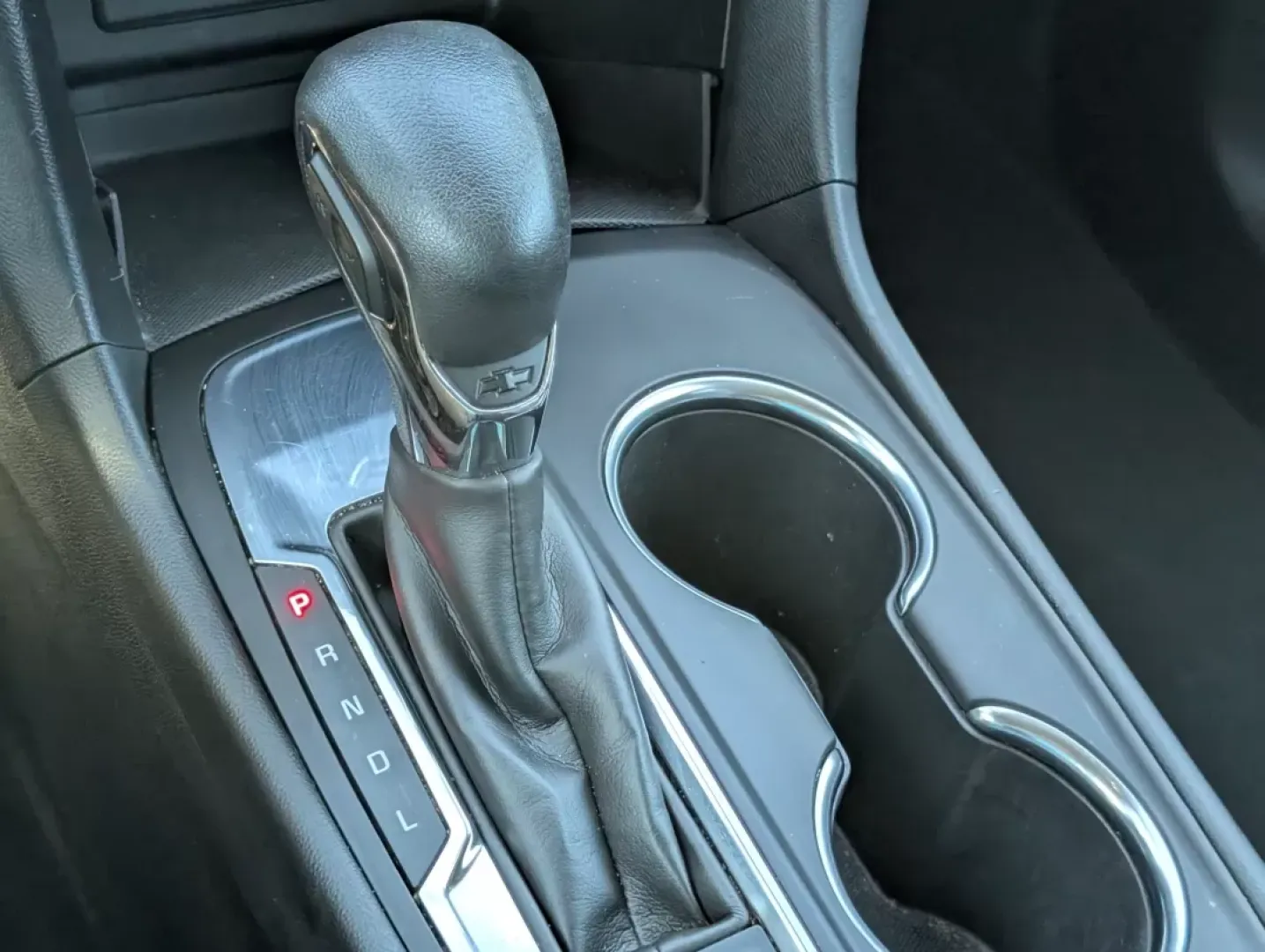 2022 /Medium Ash Gray Chevrolet Equinox LS (2GNAXHEV7N6) with an Other engine, located at 804 22nd Ave, Phenix City, AL, 36870, (334) 297-1860, 32.484749, -85.024475 - **Elevate Your Everyday Adventures with the 2022 Chevrolet Equinox LS at Gils Auto - Phenix City!**<br /> <br /> Are you looking for a versatile SUV that adapts to your dynamic lifestyle? The 2022 Chevrolet Equinox LS is your ideal companion, perfectly suited for growing families, daily commuters, a - Photo#16