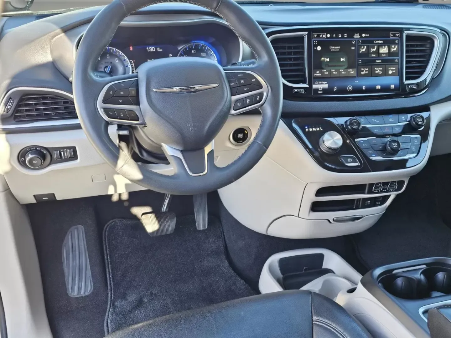 2022 Bright White Clearcoat /Black/Alloy/Black Chrysler Pacifica Touring L (2C4RC1BG2NR) with an Other engine, located at 7000 Northlake Connector, Columbus, GA, 31904, (706) 987-8085, 32.524975, -84.978134 - ### Elevate Your Family Adventures with the 2022 Chrysler Pacifica at Gils Auto - Phenix City!<br /> <br /> Are you ready to transform your family outings and daily commutes into extraordinary journeys? The 2022 Chrysler Pacifica is here to elevate your adventures, making it the perfect vehicle for - Photo#15