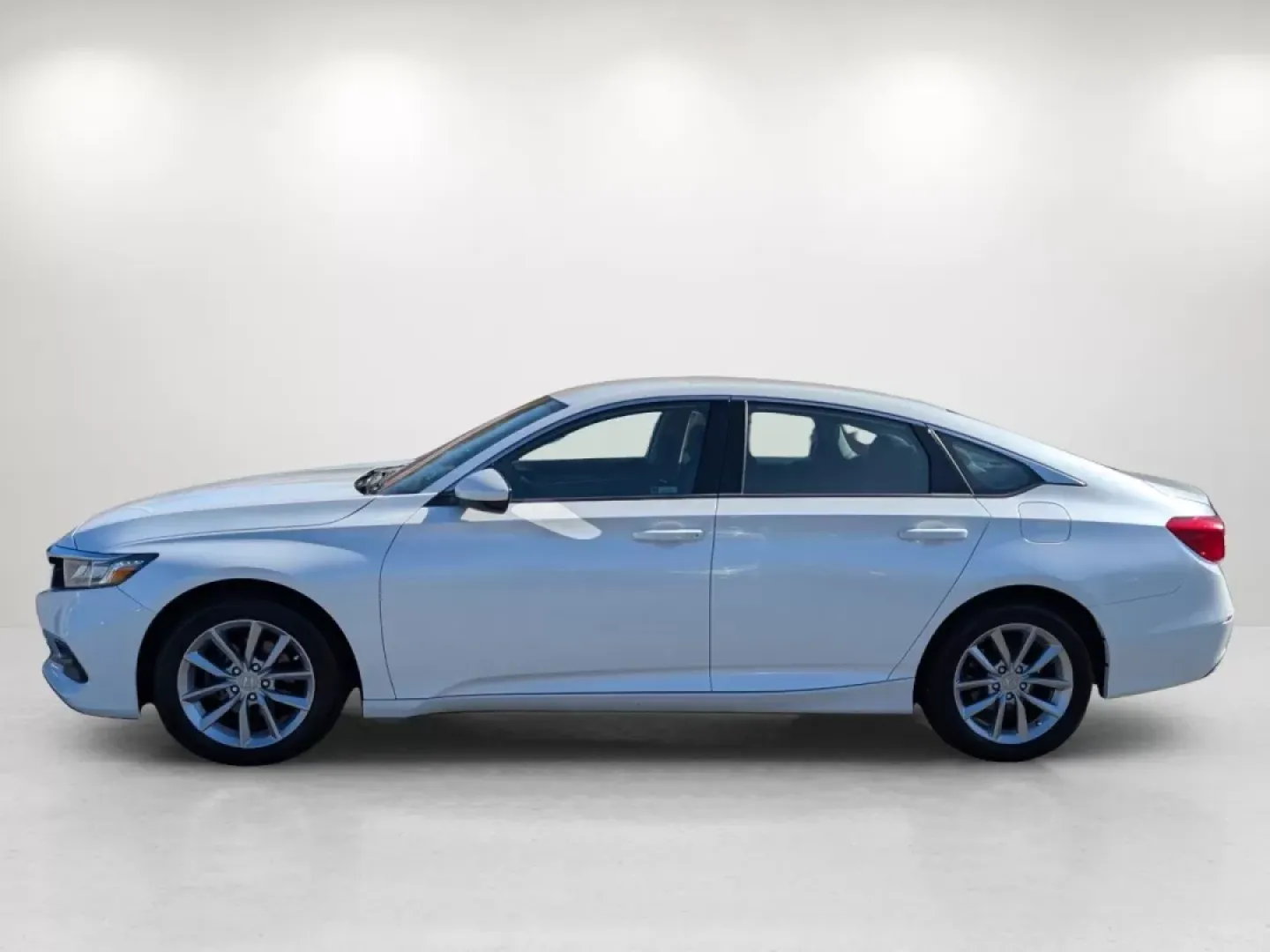 2022 Honda Accord Sedan LX (1HGCV1F12NA) with an Other engine, located at 1430 Gateway Drive, Opelika, AL, 36801, (334) 239-0944, 32.637871, -85.409790 - 2022 Honda Accord Sedan LX - Photo#7