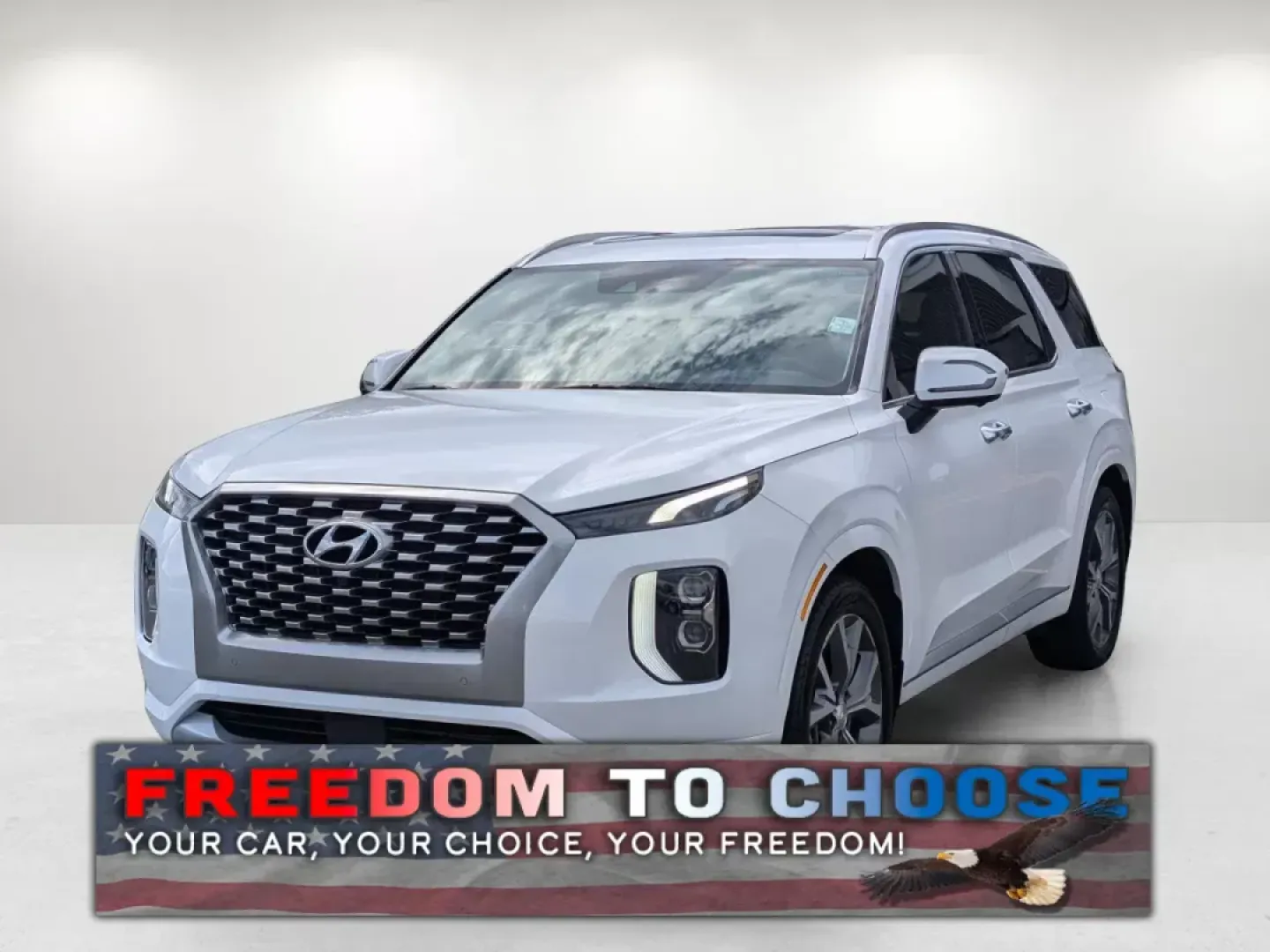 2022 /Navy/Beige Hyundai Palisade Limited (KM8R54HE9NU) with an Other engine, located at 7000 Northlake Connector, Columbus, GA, 31904, (706) 987-8085, 32.524975, -84.978134 - **Experience Family Adventures in Style with the 2022 Hyundai Palisade Limited at Gils Auto - Columbus #2!**<br /> <br /> Are you searching for the perfect family SUV that not only accommodates your lifestyle but also looks stunning doing it? Look no further than this 2022 Hyundai Palisade Limited, - Photo#0
