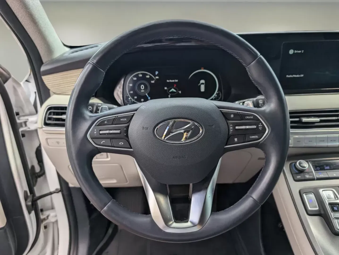 2022 /Navy/Beige Hyundai Palisade Limited (KM8R54HE9NU) with an Other engine, located at 7000 Northlake Connector, Columbus, GA, 31904, (706) 987-8085, 32.524975, -84.978134 - **Experience Family Adventures in Style with the 2022 Hyundai Palisade Limited at Gils Auto - Columbus #2!**<br /> <br /> Are you searching for the perfect family SUV that not only accommodates your lifestyle but also looks stunning doing it? Look no further than this 2022 Hyundai Palisade Limited, - Photo#16