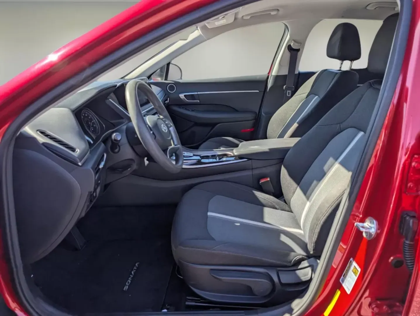 2022 /Black Hyundai Sonata SE (5NPEG4JA9NH) with an Other engine, located at 5115 14th Ave., Columbus, GA, 31904, (706) 323-0345, 32.511494, -84.971046 - Discover the perfect blend of style, performance, and safety with the 2022 Hyundai Sonata SE, now available at Gils Auto - Phenix City #2. Located in the heart of Phenix City, AL, at 804 22nd Ave, our Buy Here Pay Here dealership specializes in making car ownership accessible for everyone, including - Photo#9